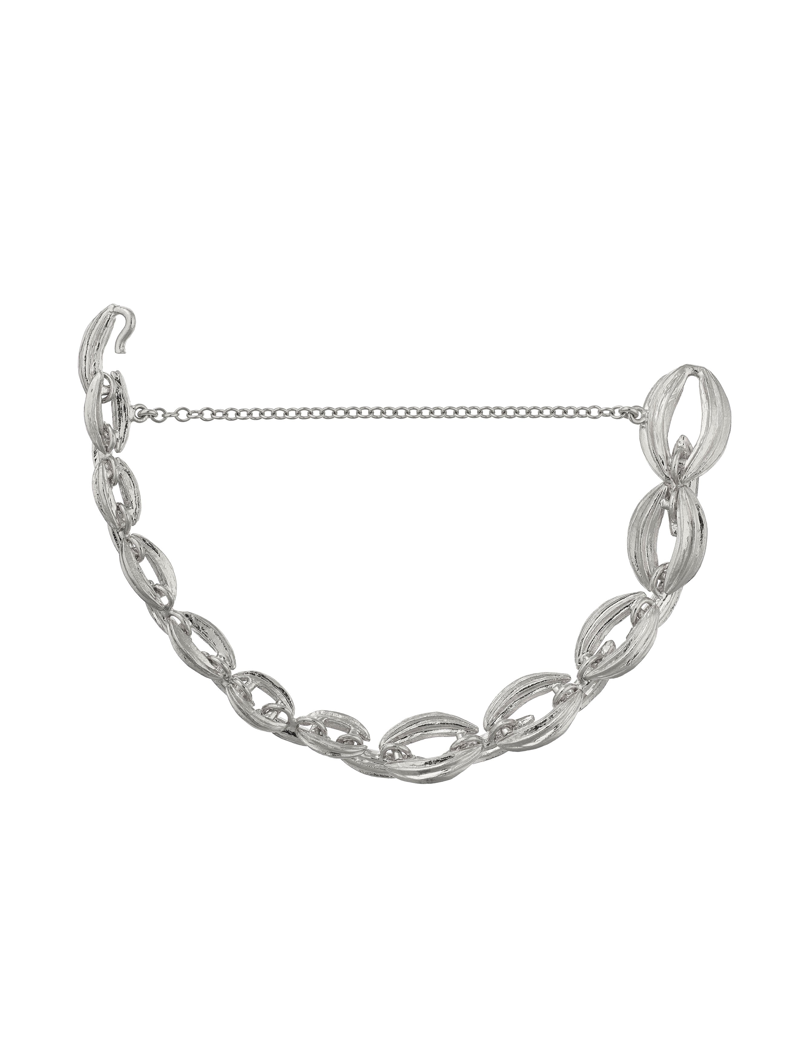 Linked Kissing Seed Graduated Bracelet - image 13 | silver