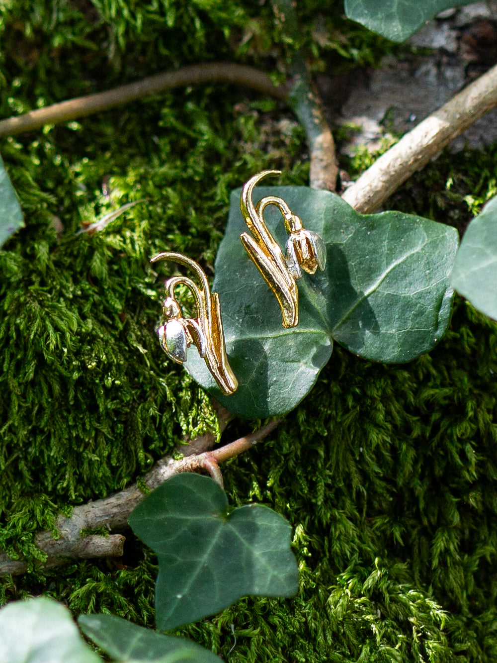 Snowdrop Stud Earrings - image 3