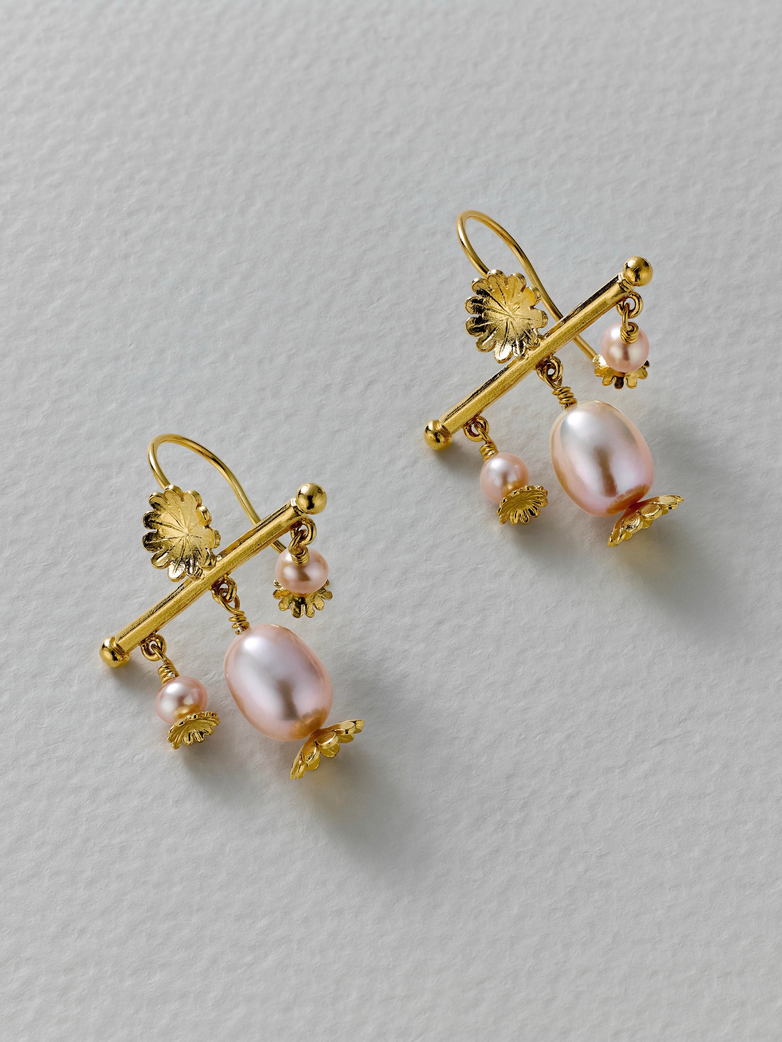 Poppy Head Chandelier Drop Earrings with Pink Pearls - image 6 | gold plate