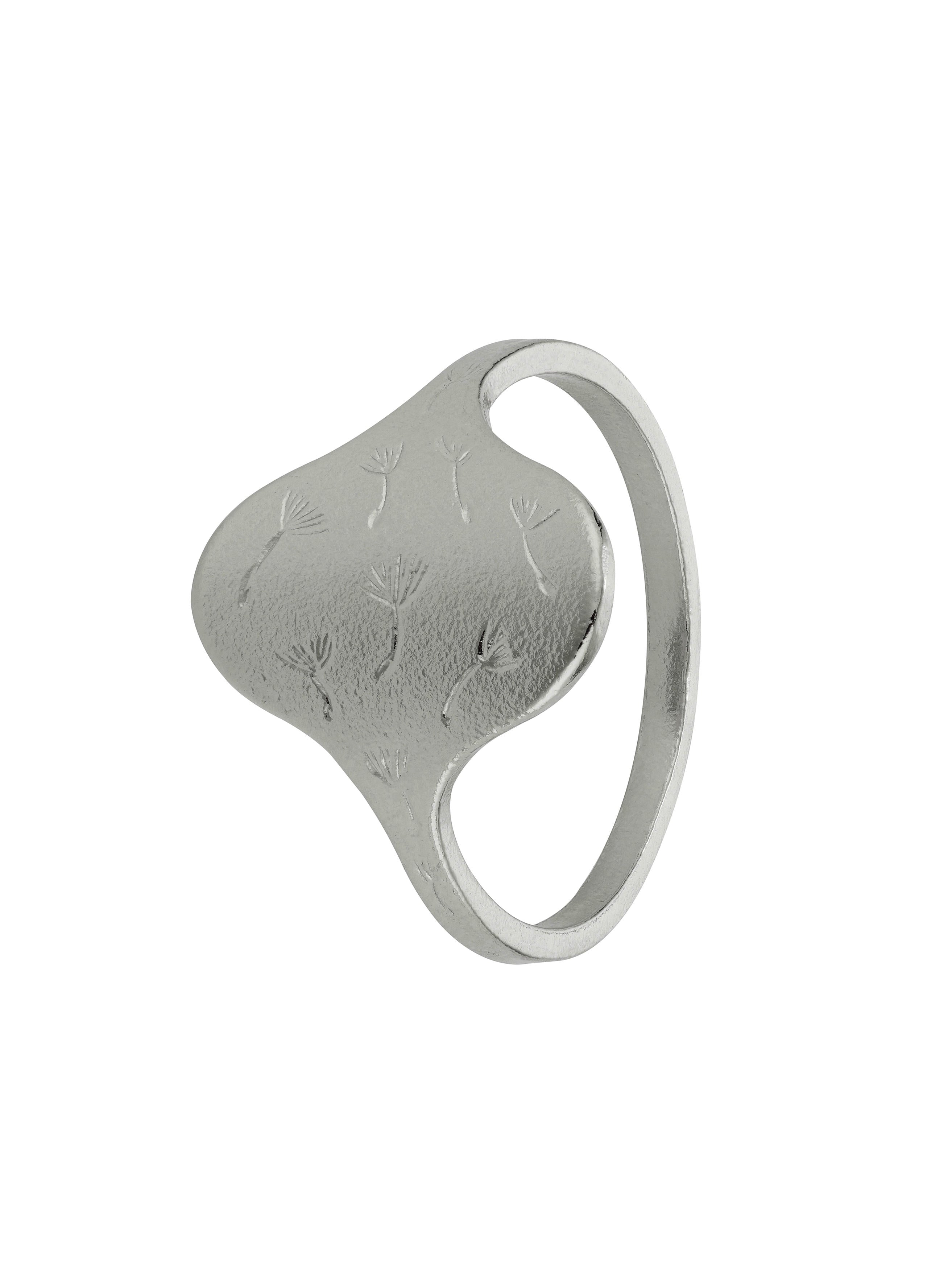 Oval 'Make a Wish' Ring with Engraved Dandelion Fluff - image 10 | silver
