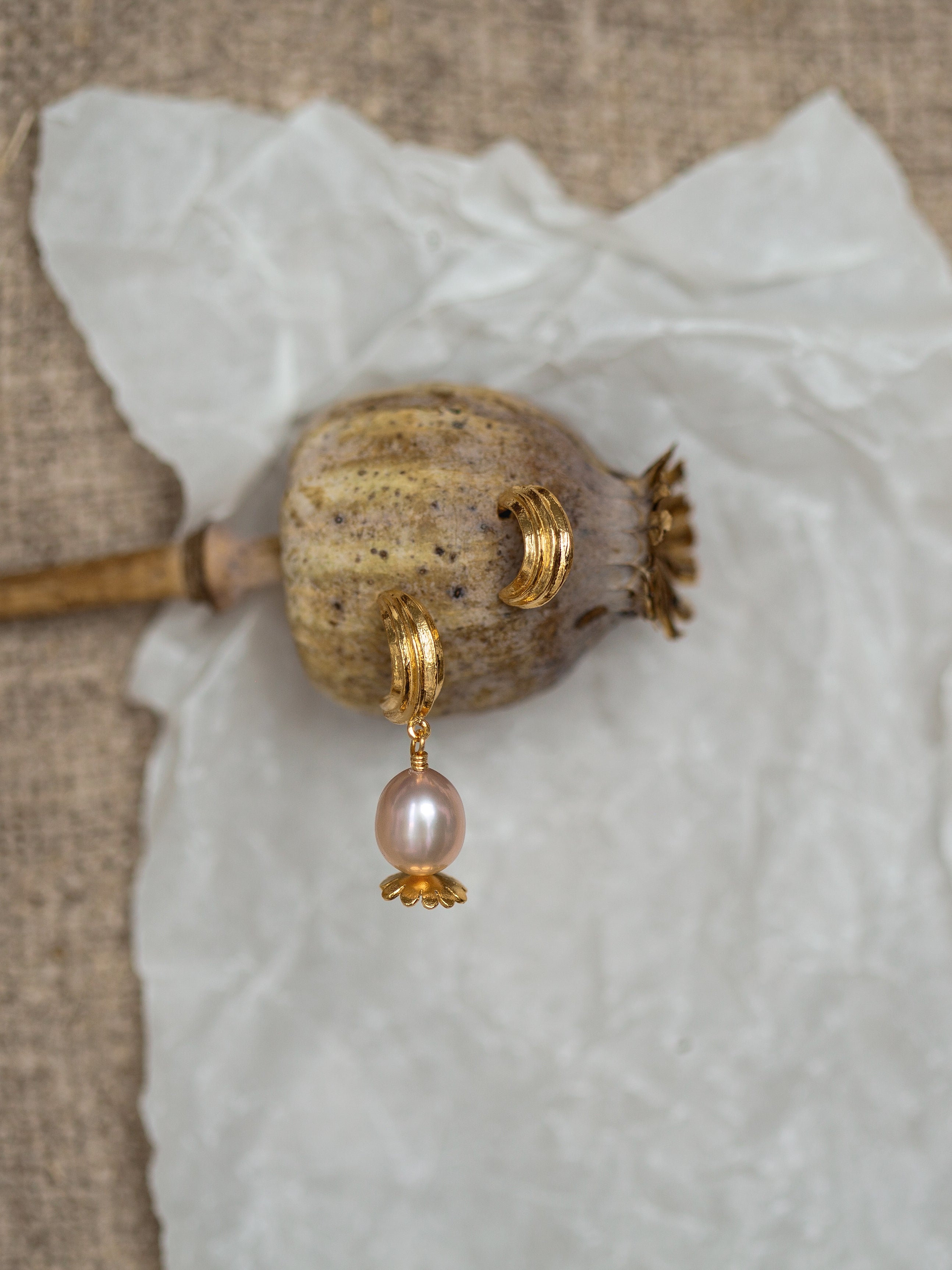 Kissing Seed Huggie Hoop Earrings - image 5 | gold plate