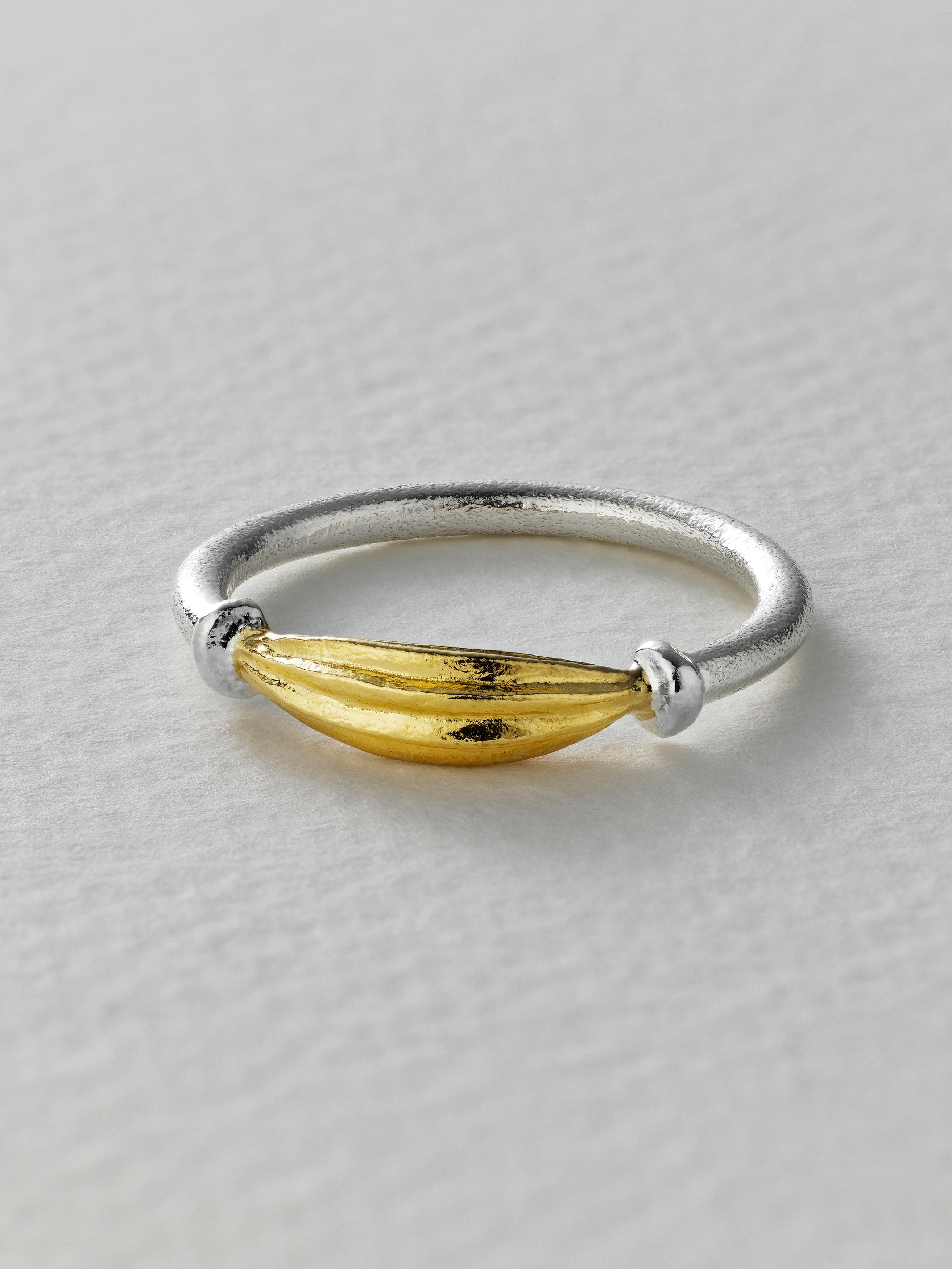 Kissing Seed Ring - image 8
