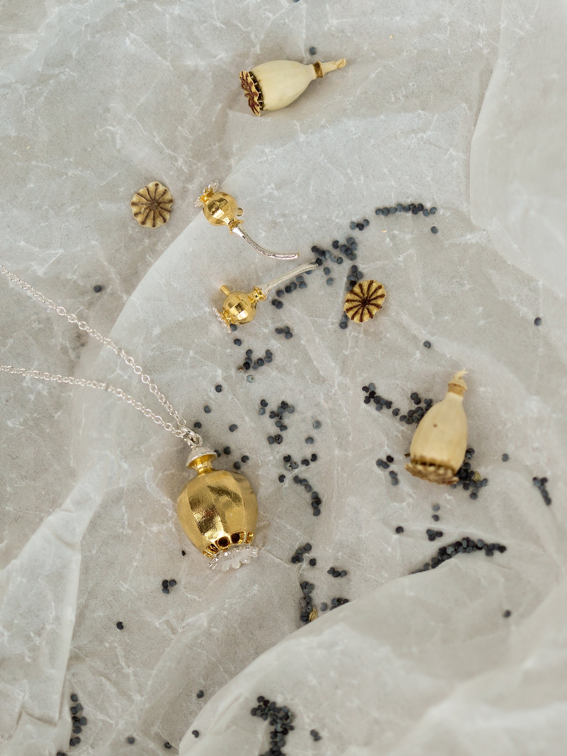Large Poppy Seed Head Necklace with Shaking Seeds - image 6