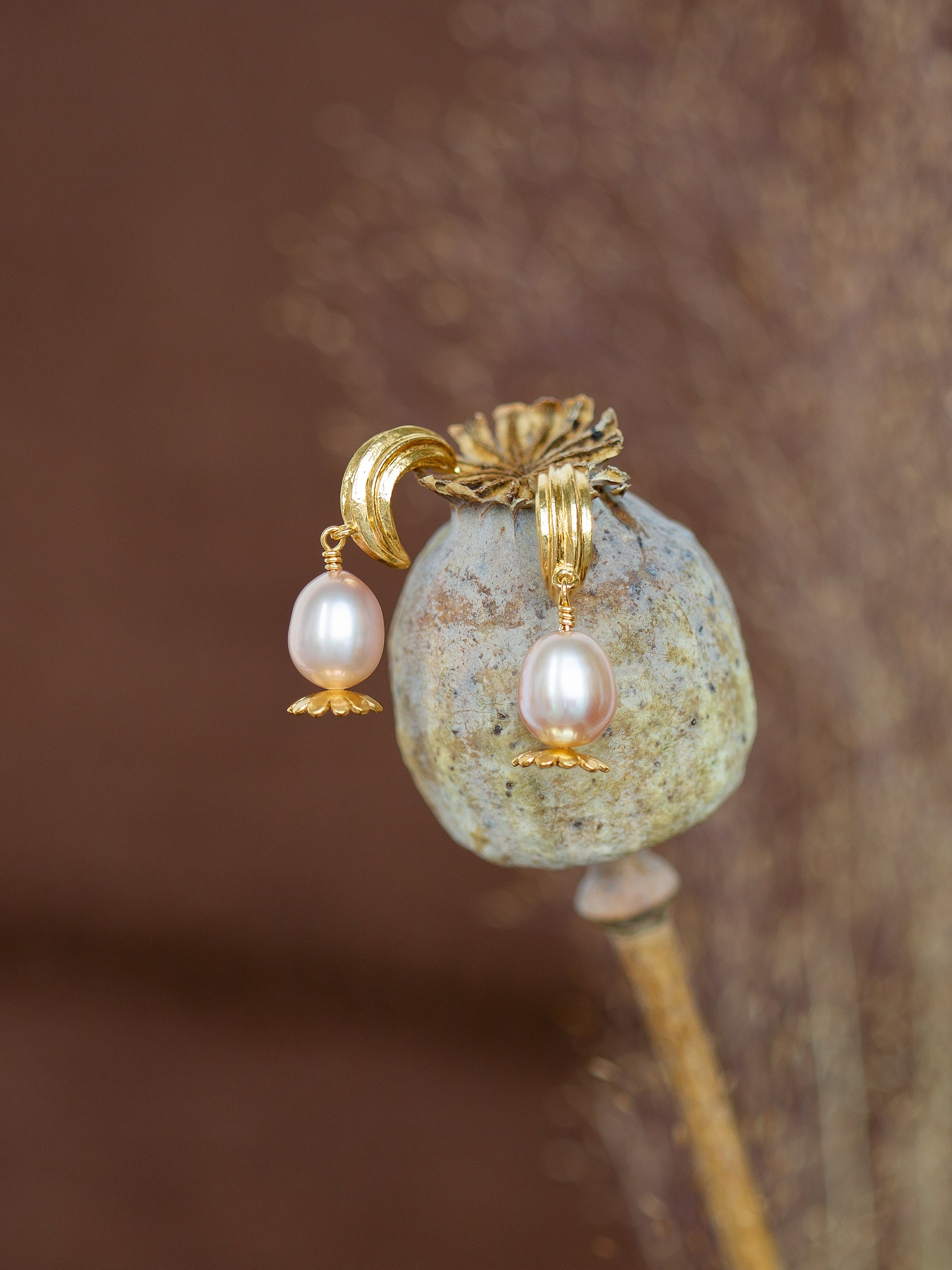 Kissing Seed Huggie Hoop Earrings with Pink Pearl Poppy Head Drop - image 3