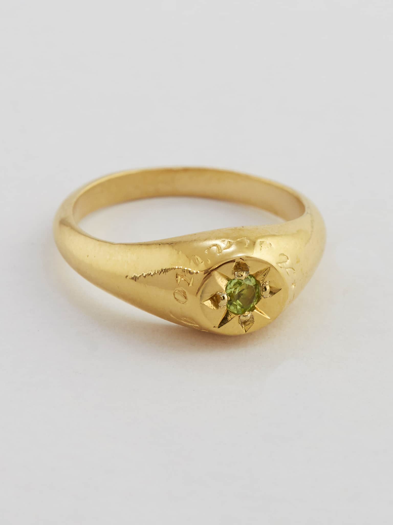Peridot Signet Ring with "A Star to Guide Me" Engraving - image 3 | gold plate