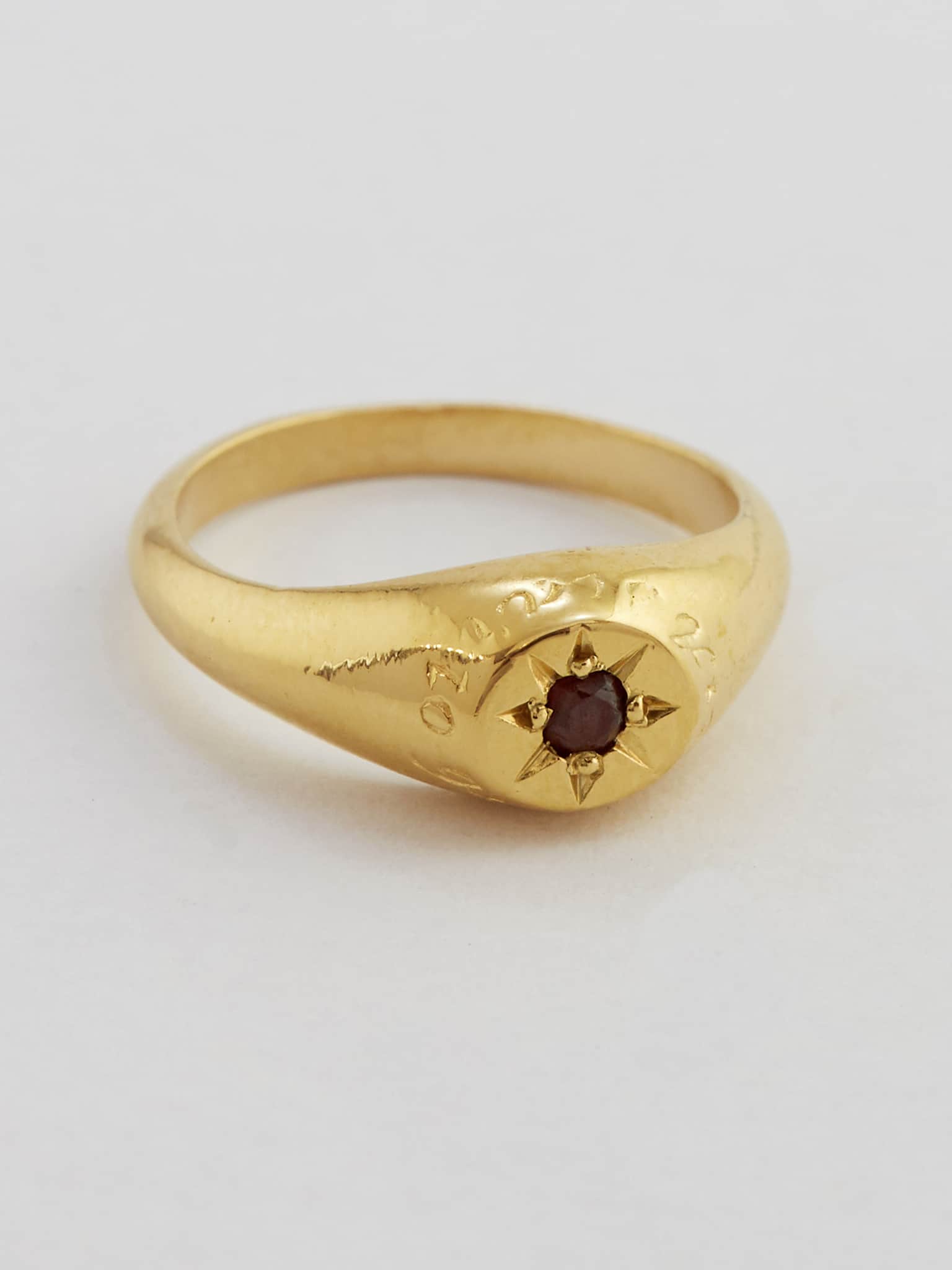 Garnet Signet Ring with "A Star to Guide Me" Engraving - image 3 | gold plate