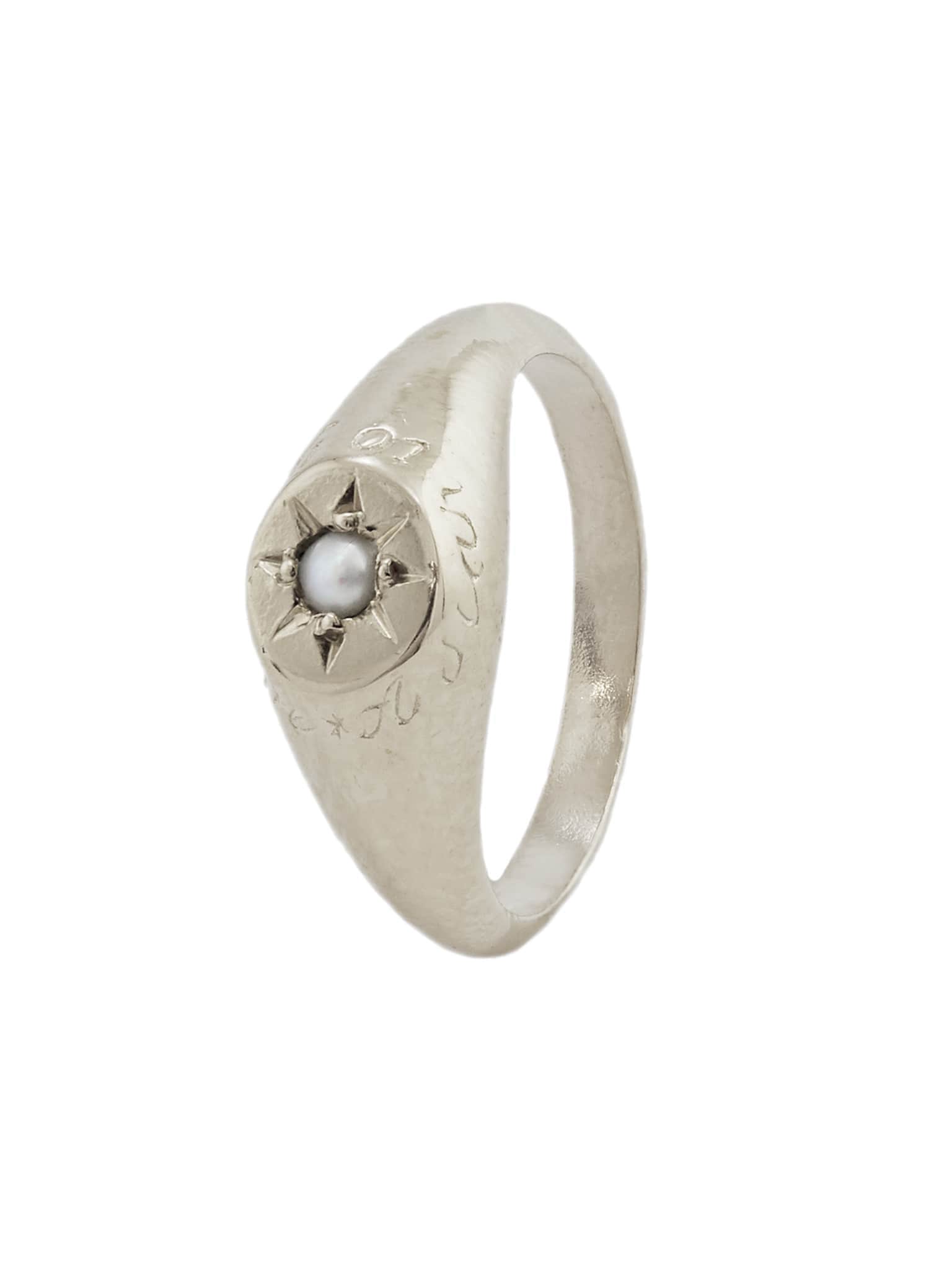 Pearl Signet Ring with "A Star to Guide Me" Engraving - image 5 | silver