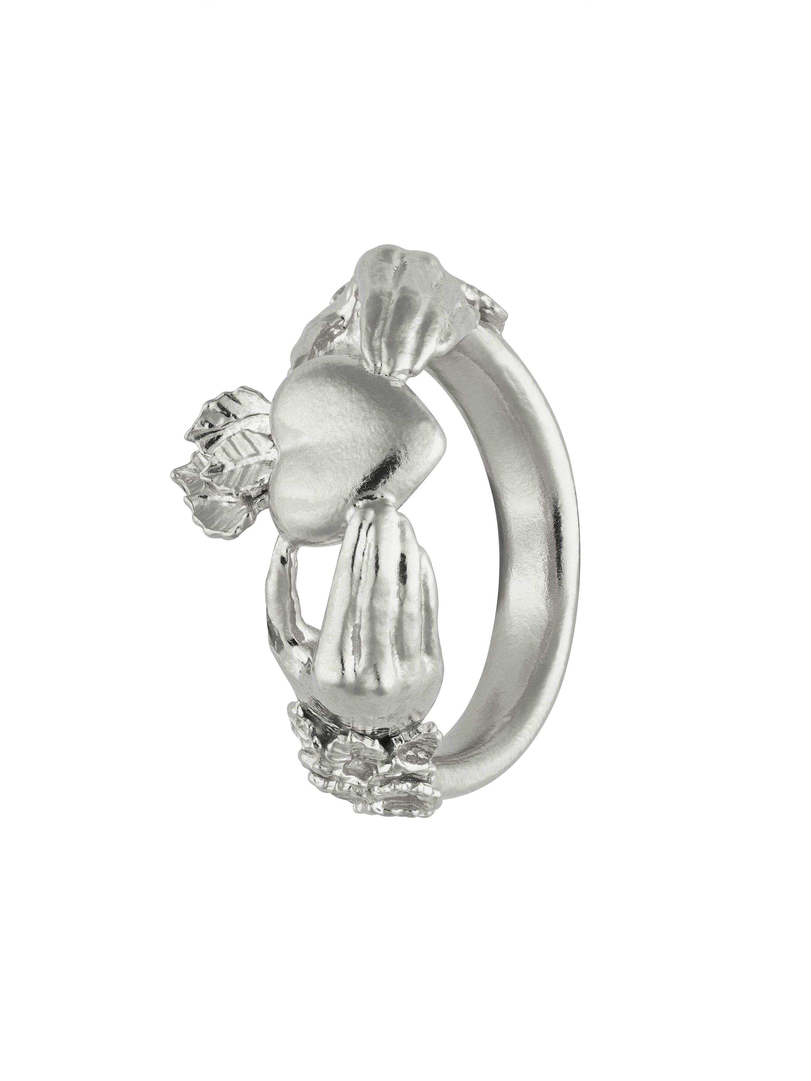 AM x Emma Dabiri Gr√° Claddagh Ring - image 7 | silver