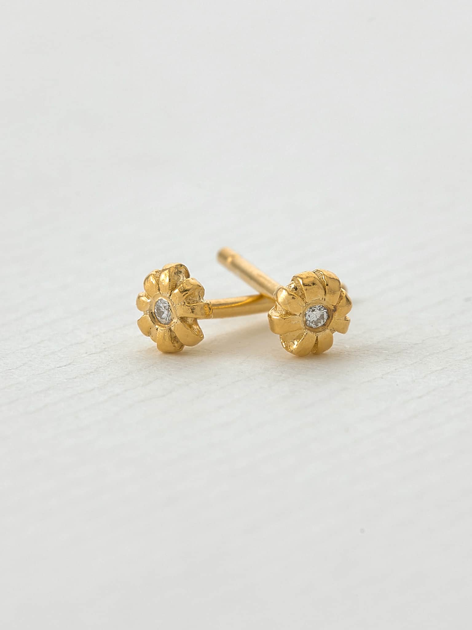 Bud Diamond Stud Earrings - image 4 | gold plate