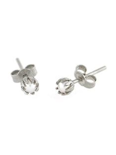 Chrysanthemum Bud Pearl Stud Earrings