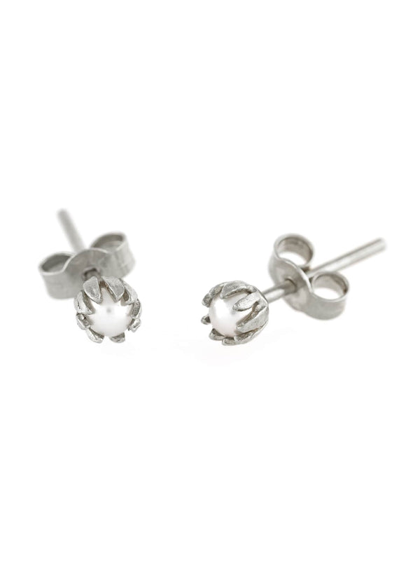 Chrysanthemum Bud Pearl Stud Earrings