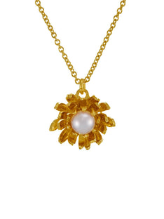 Chrysanthemum Flower Pearl Necklace