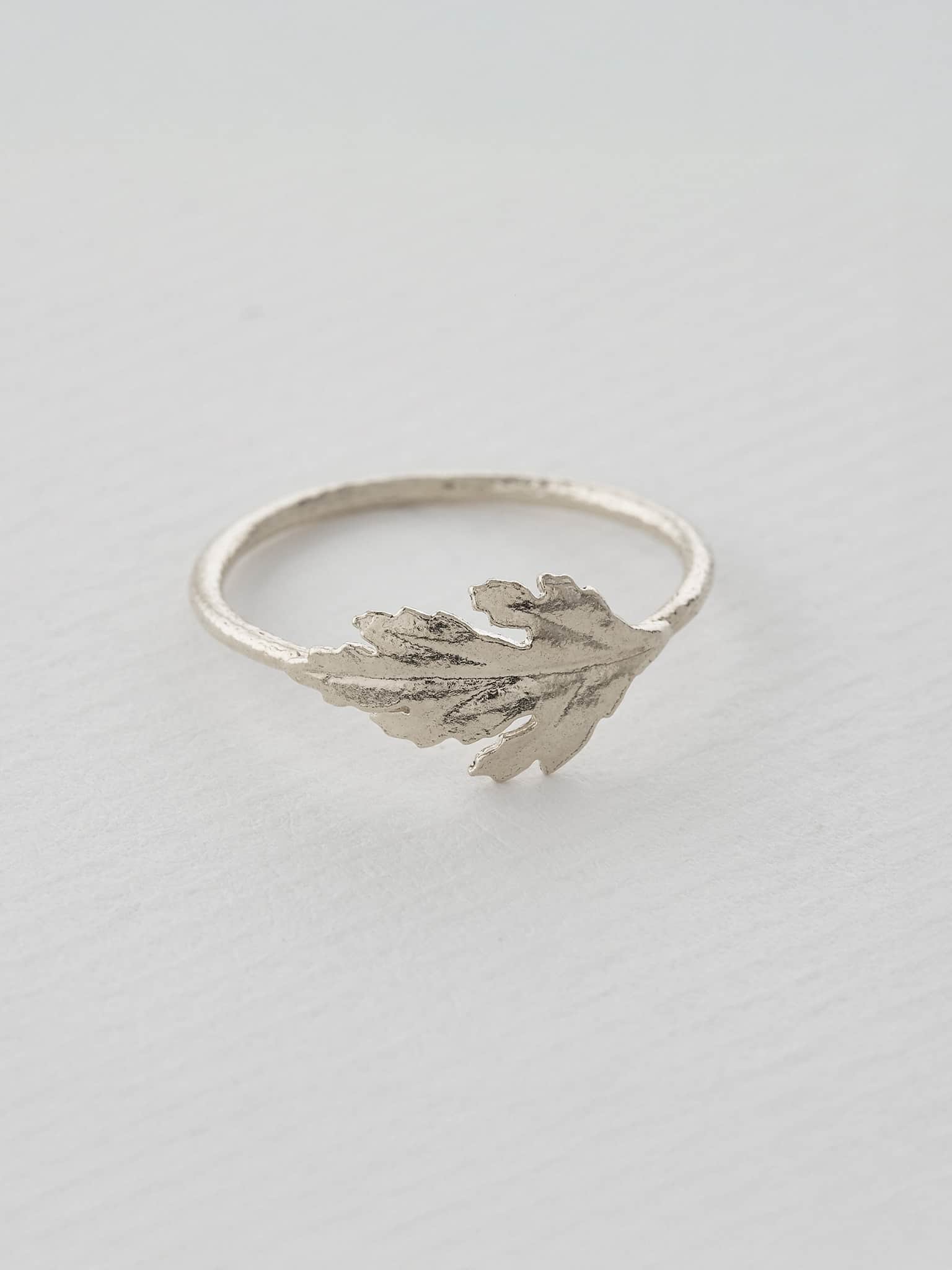 Chrysanthemum Leaf Ring - image 5 | silver