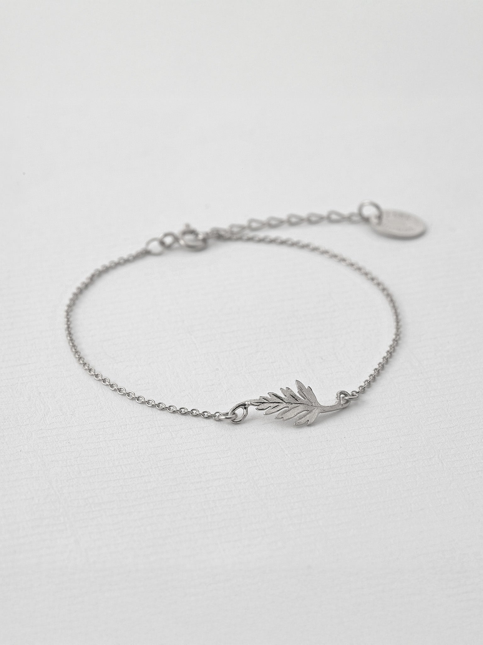 Little Fern Leaf Bracelet – Alex Monroe