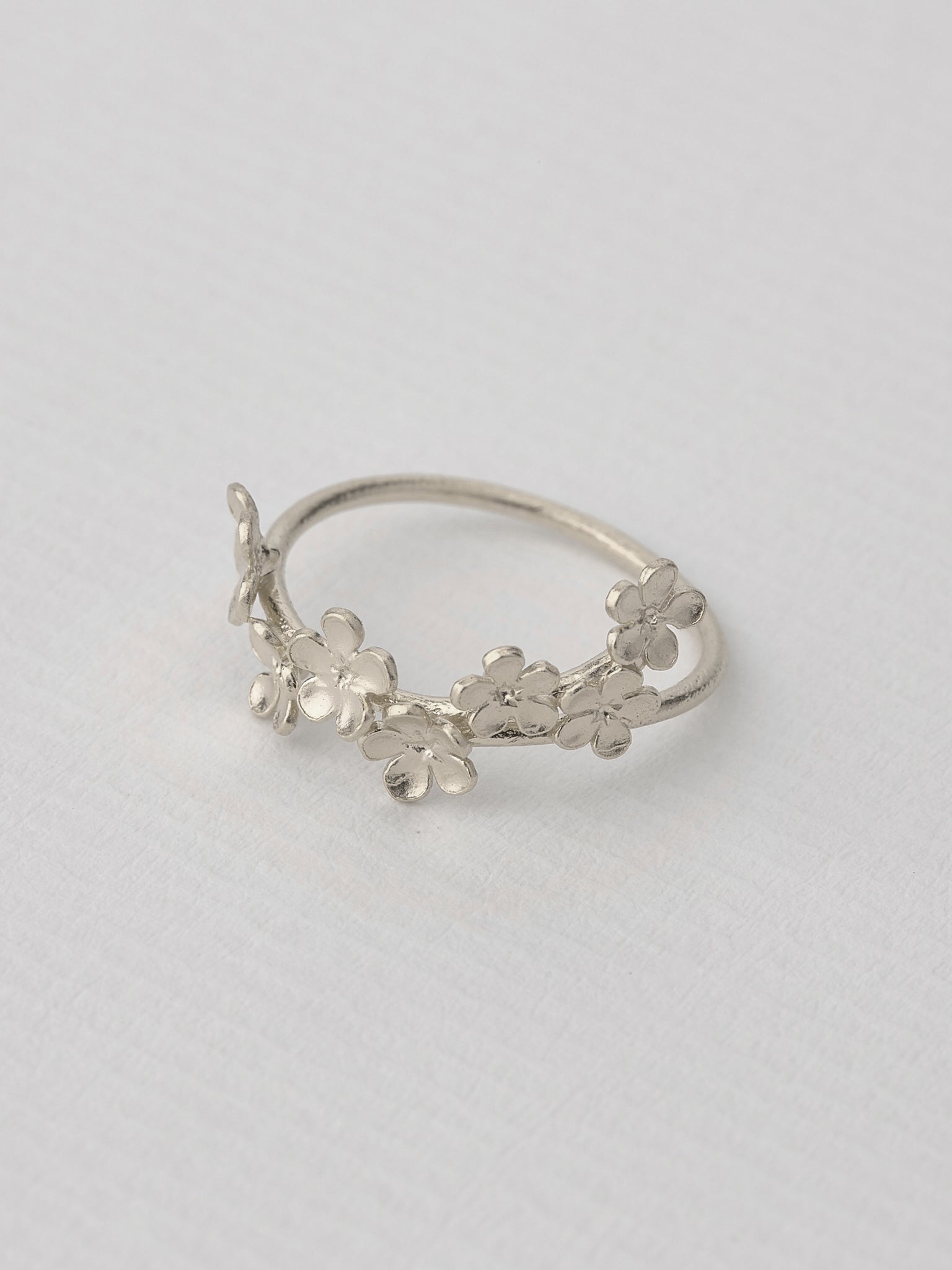 Forget Me Not Flower Trail Stacking Ring - image 6 | silver