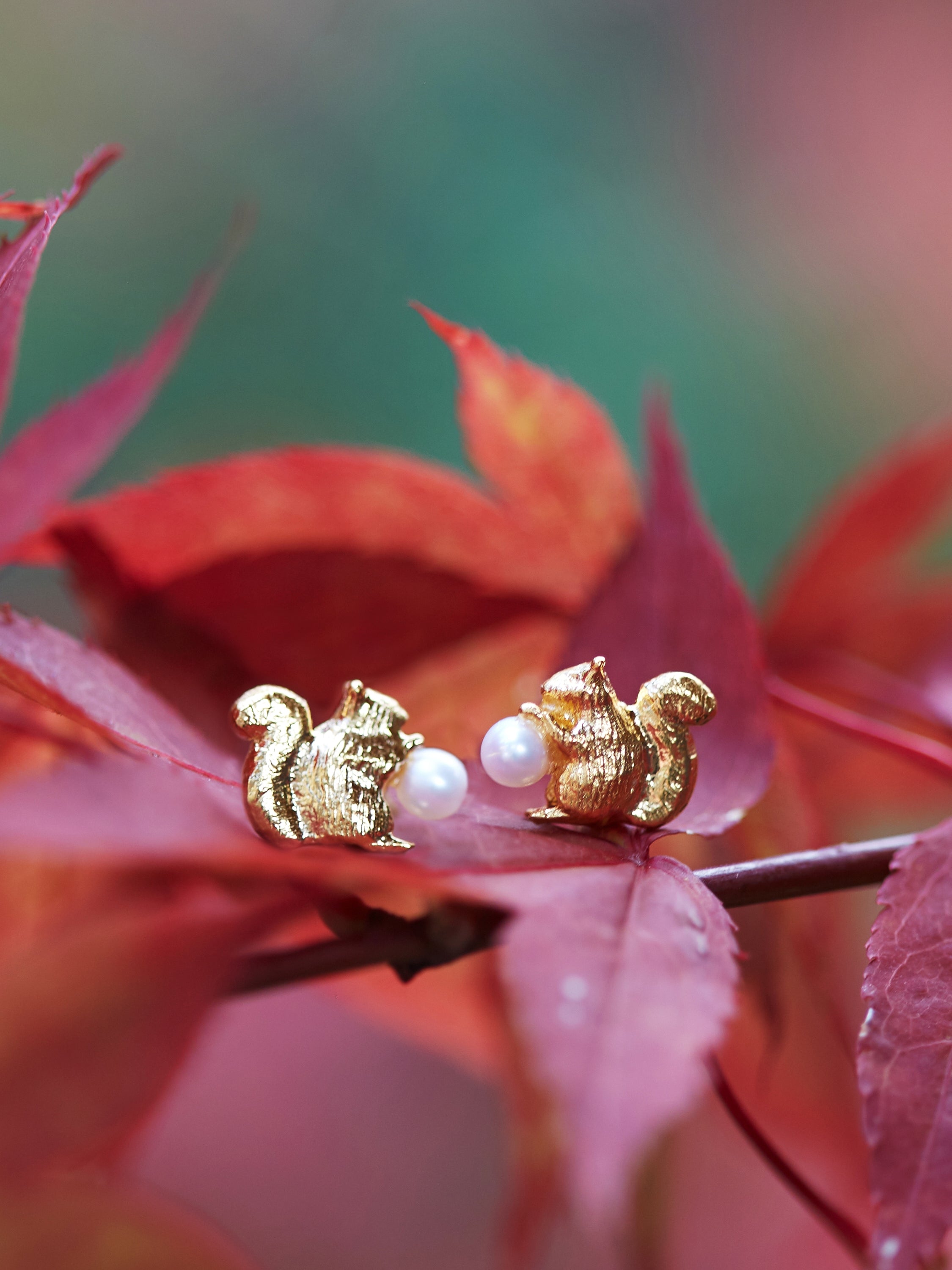 Squirrel & Pearl Stud Earrings - image 4