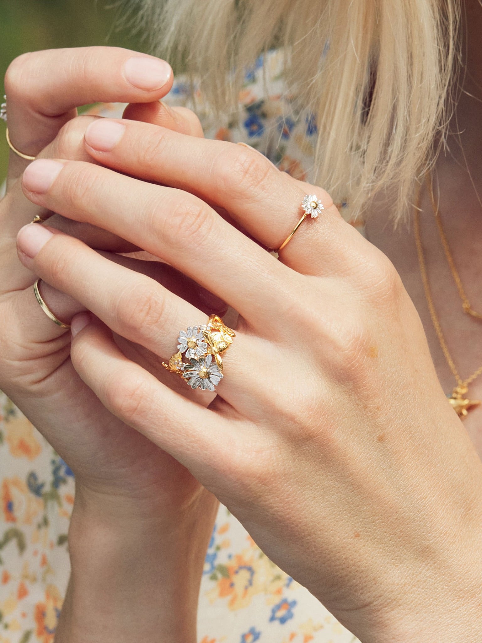 Posy Bloom Bee Ring - image 2