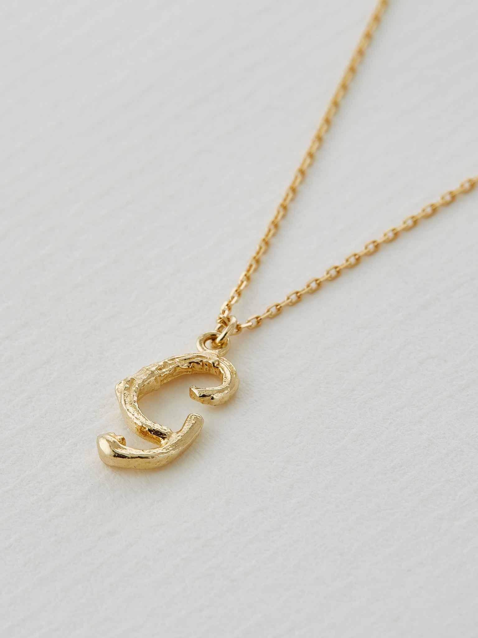 Enchanted Twig Alphabet - Letter G - image 2 | 18ct yellow gold