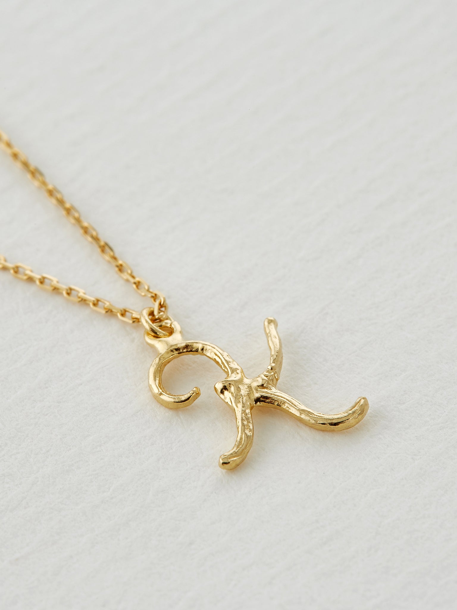 Enchanted Twig Alphabet - Letter K - image 2 | 18ct yellow gold