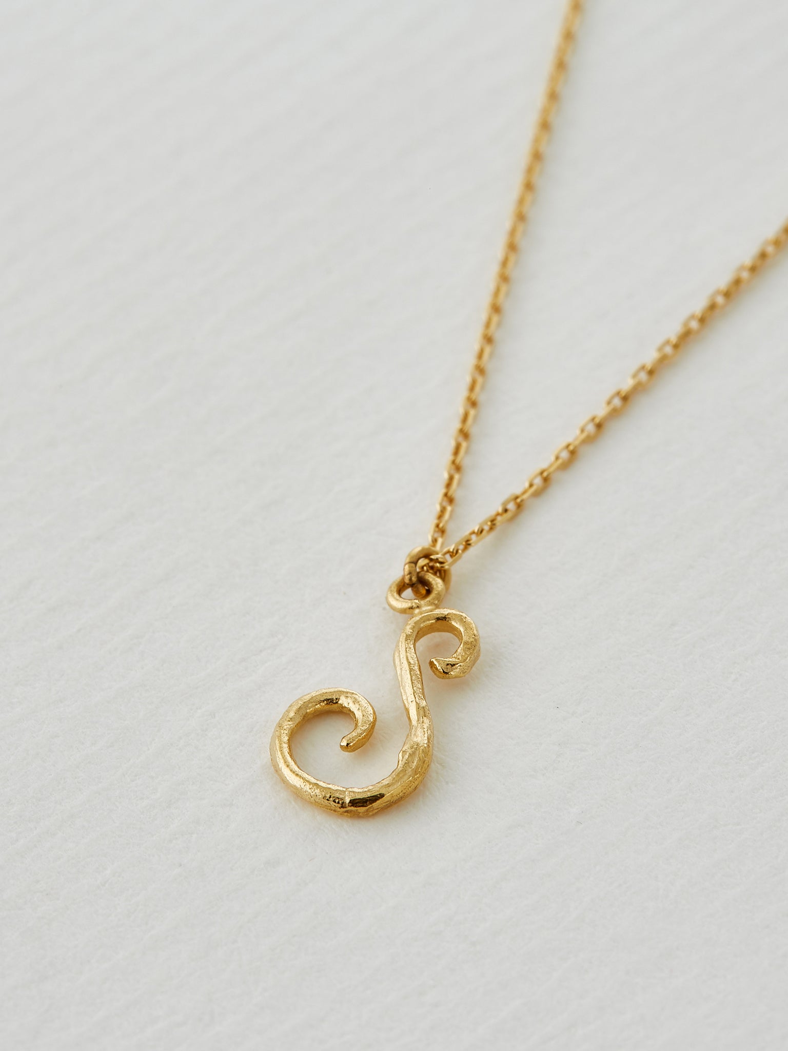 Enchanted Twig Alphabet - Letter S - image 2 | 18ct yellow gold