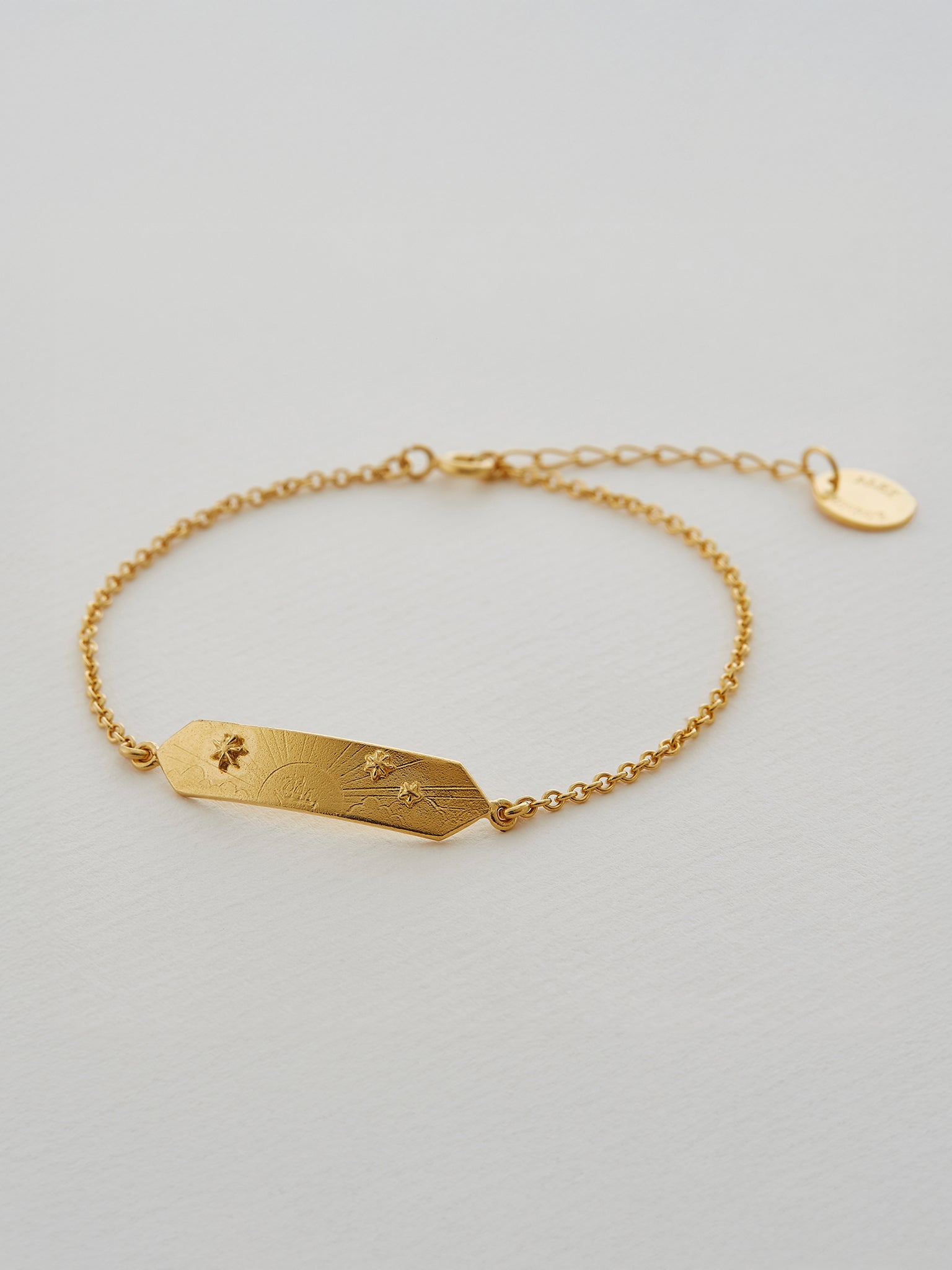 Sail into the Sunset Engraved I-D Bracelet - image 4 | gold plate