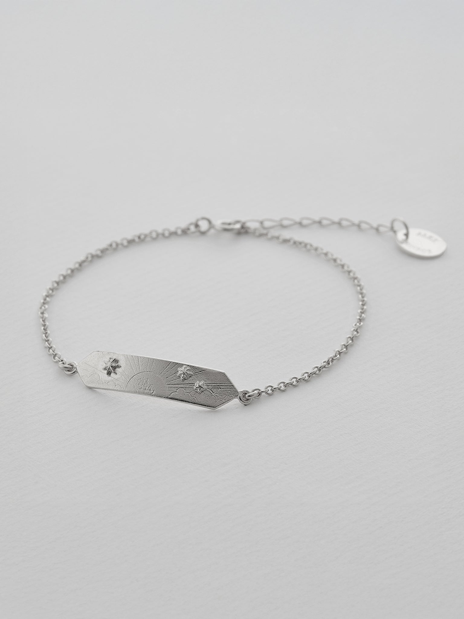 Sail into the Sunset Engraved I-D Bracelet - image 7 | silver