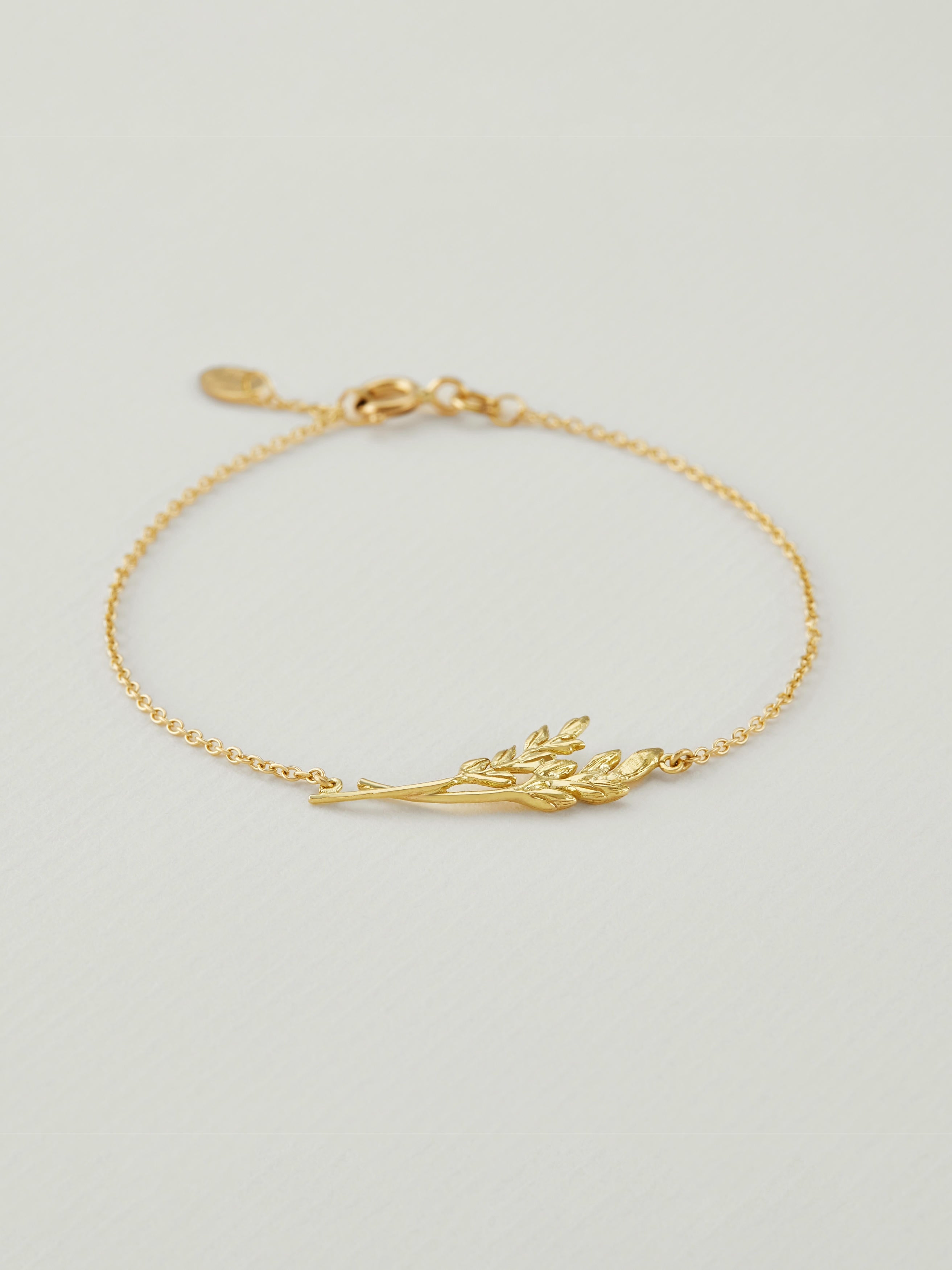 Inline Wheatsheaf Bracelet - image 3 | 18ct yellow gold