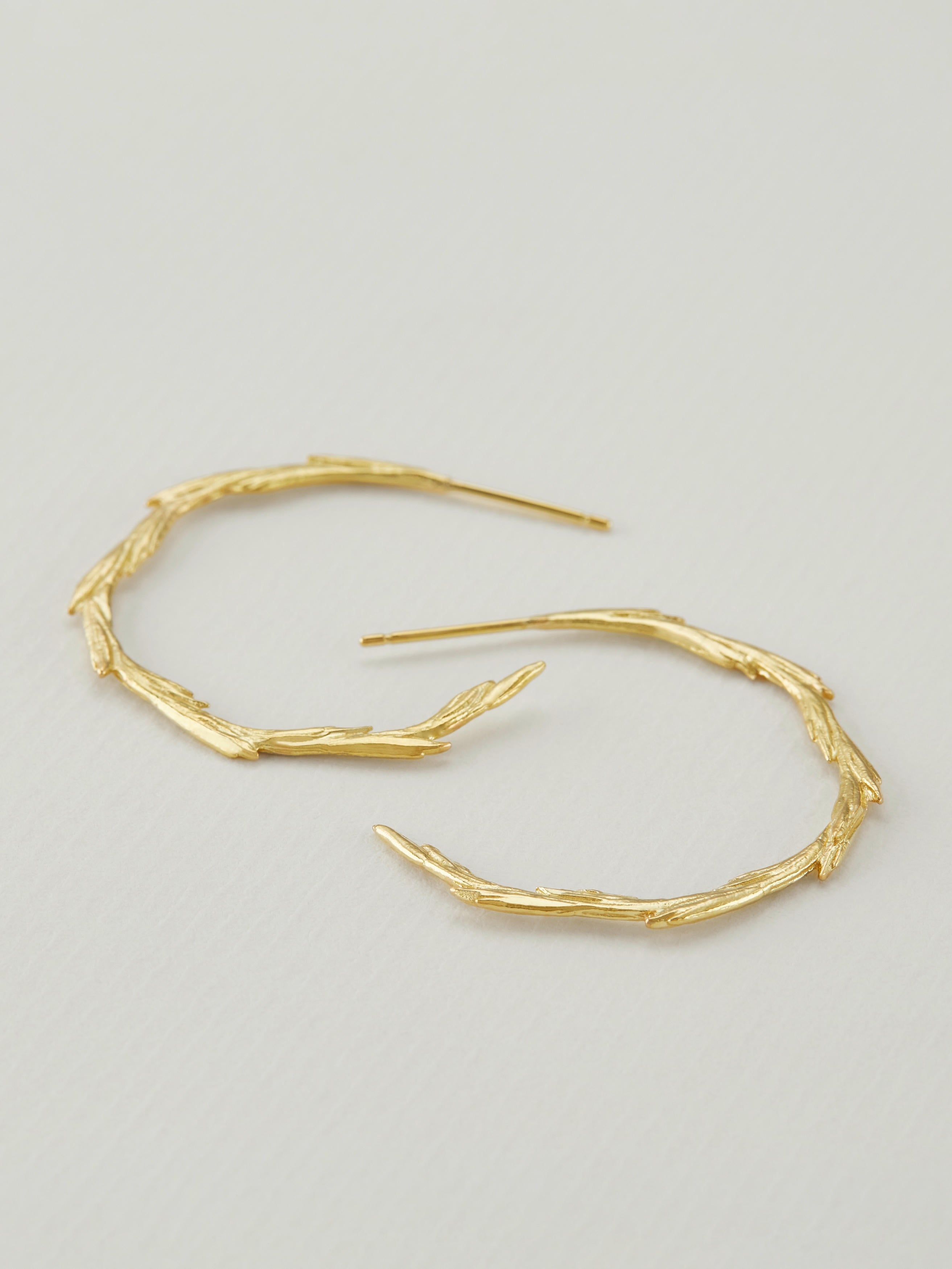 Large Wild Grass Hoop Earrings - image 3 | 18ct yellow gold