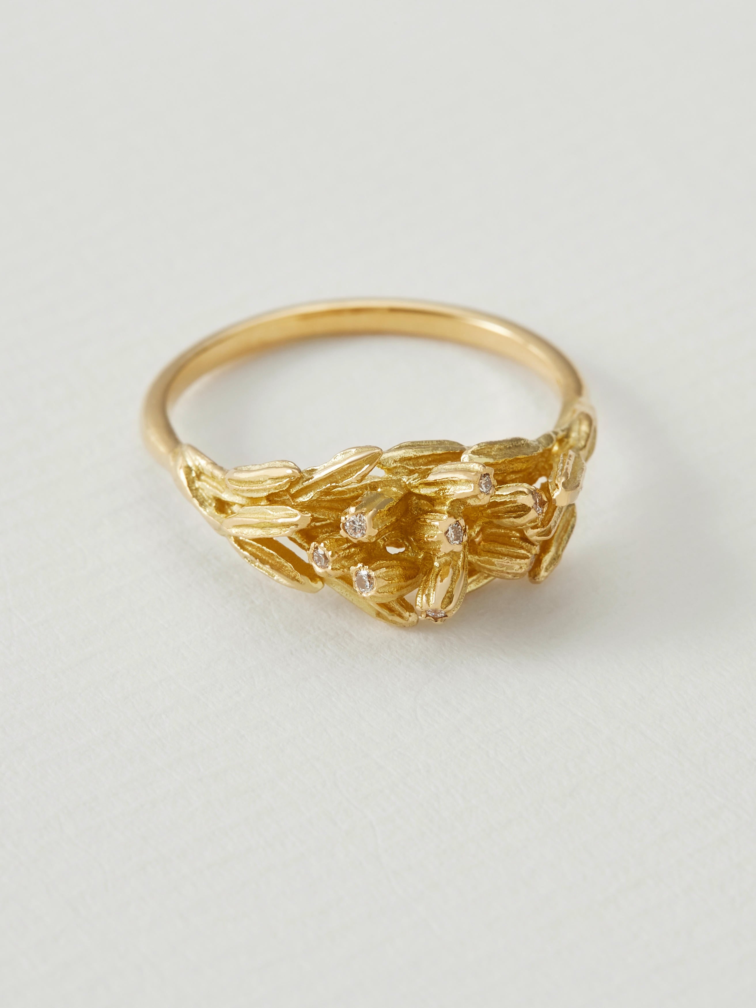 Gathered Seed Ring with Eight Diamonds - image 3 | 18ct yellow gold
