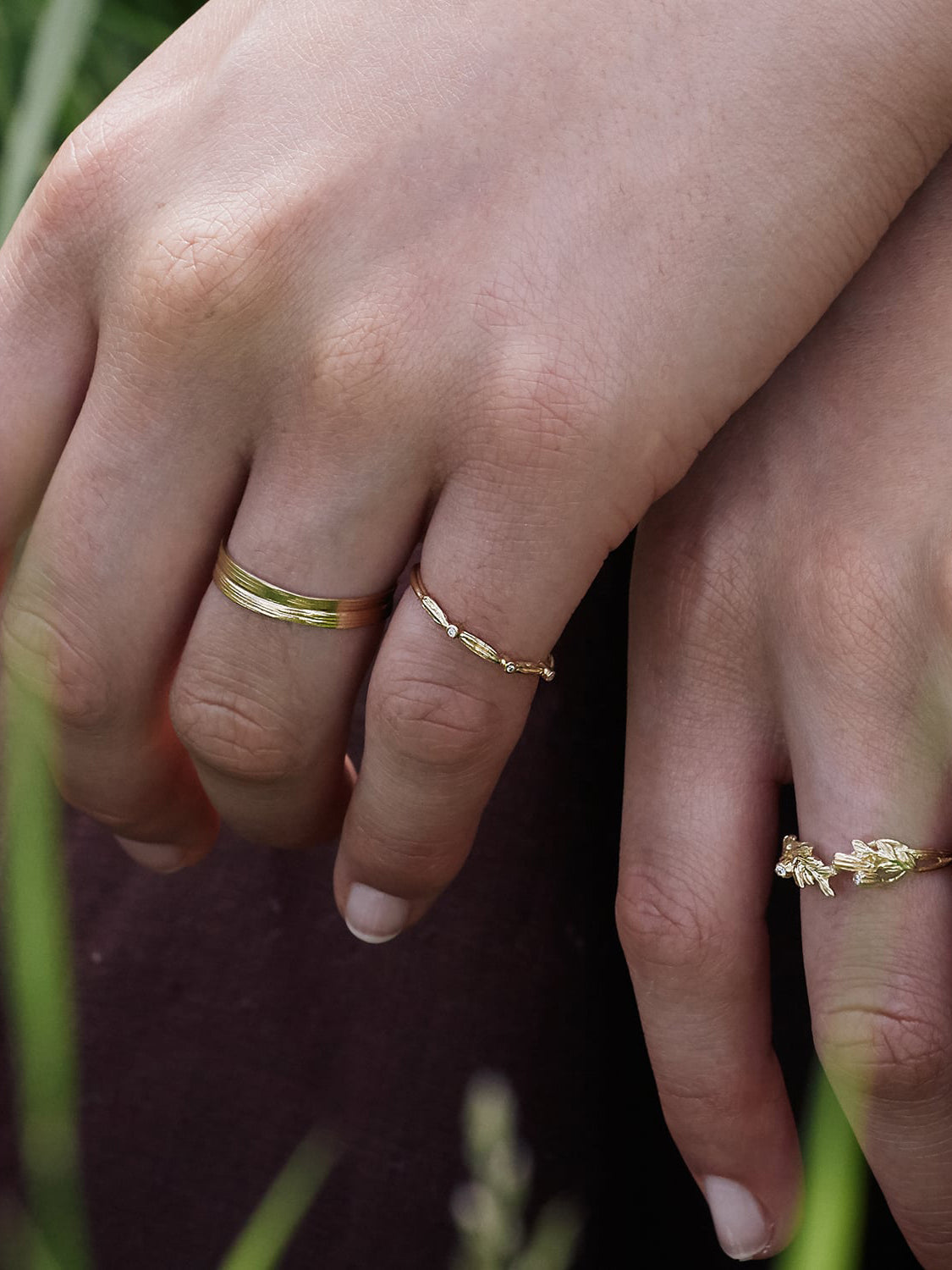 Kissing Seed Band Ring with Three Diamonds - image 2