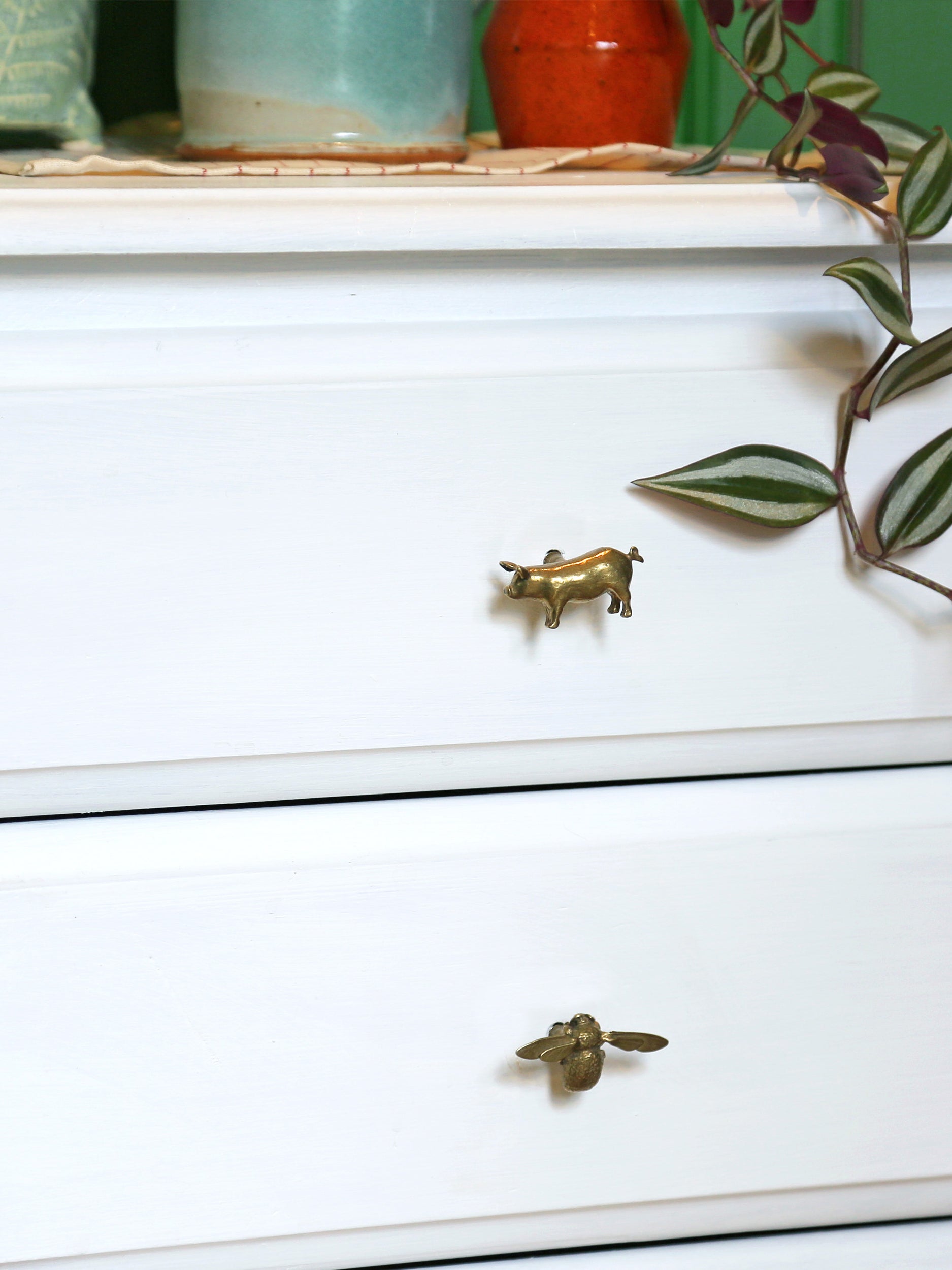 Suffolk Pig Drawer Handle - image 2