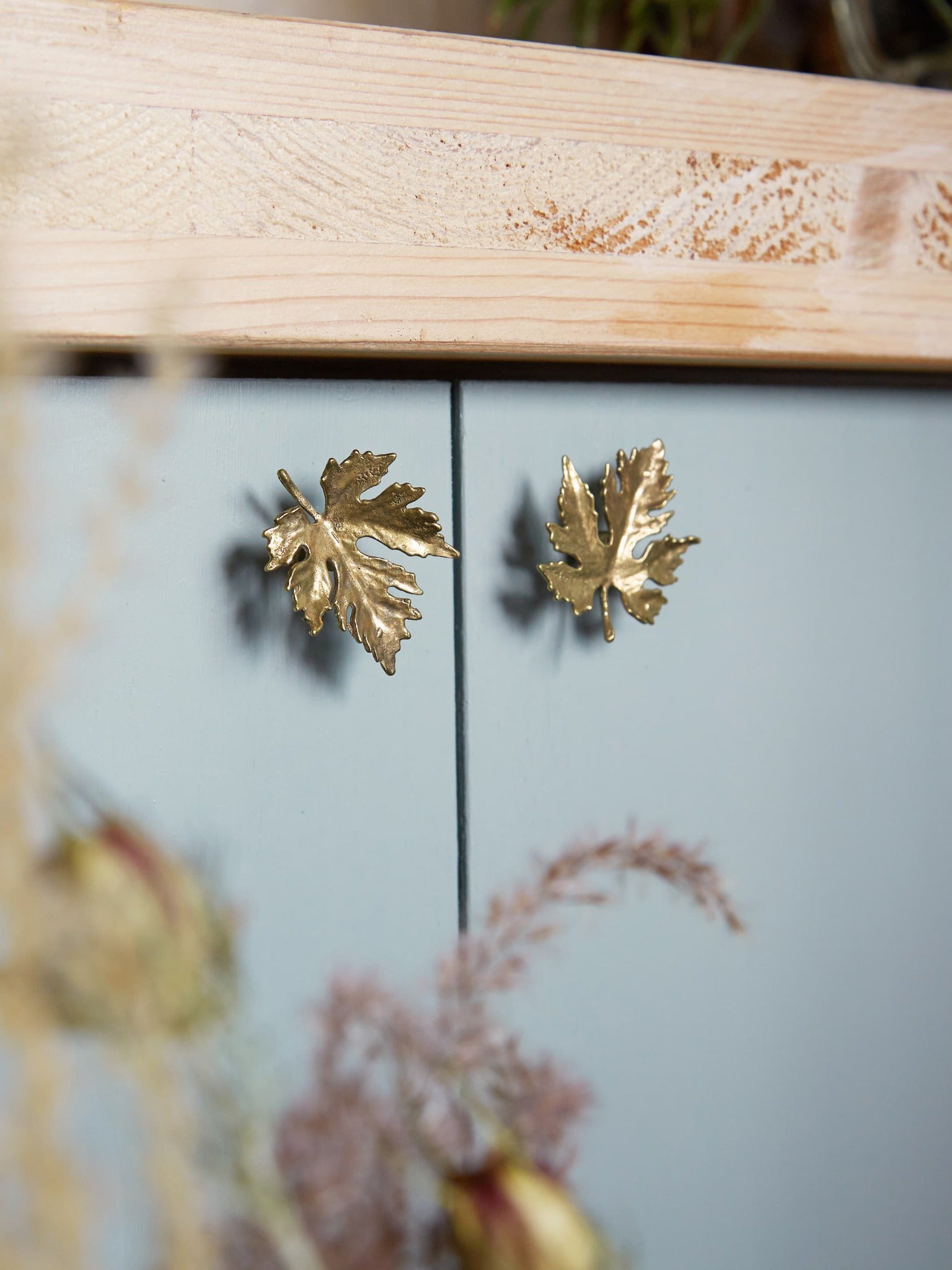 Vine Leaf Drawer Handle - image 2