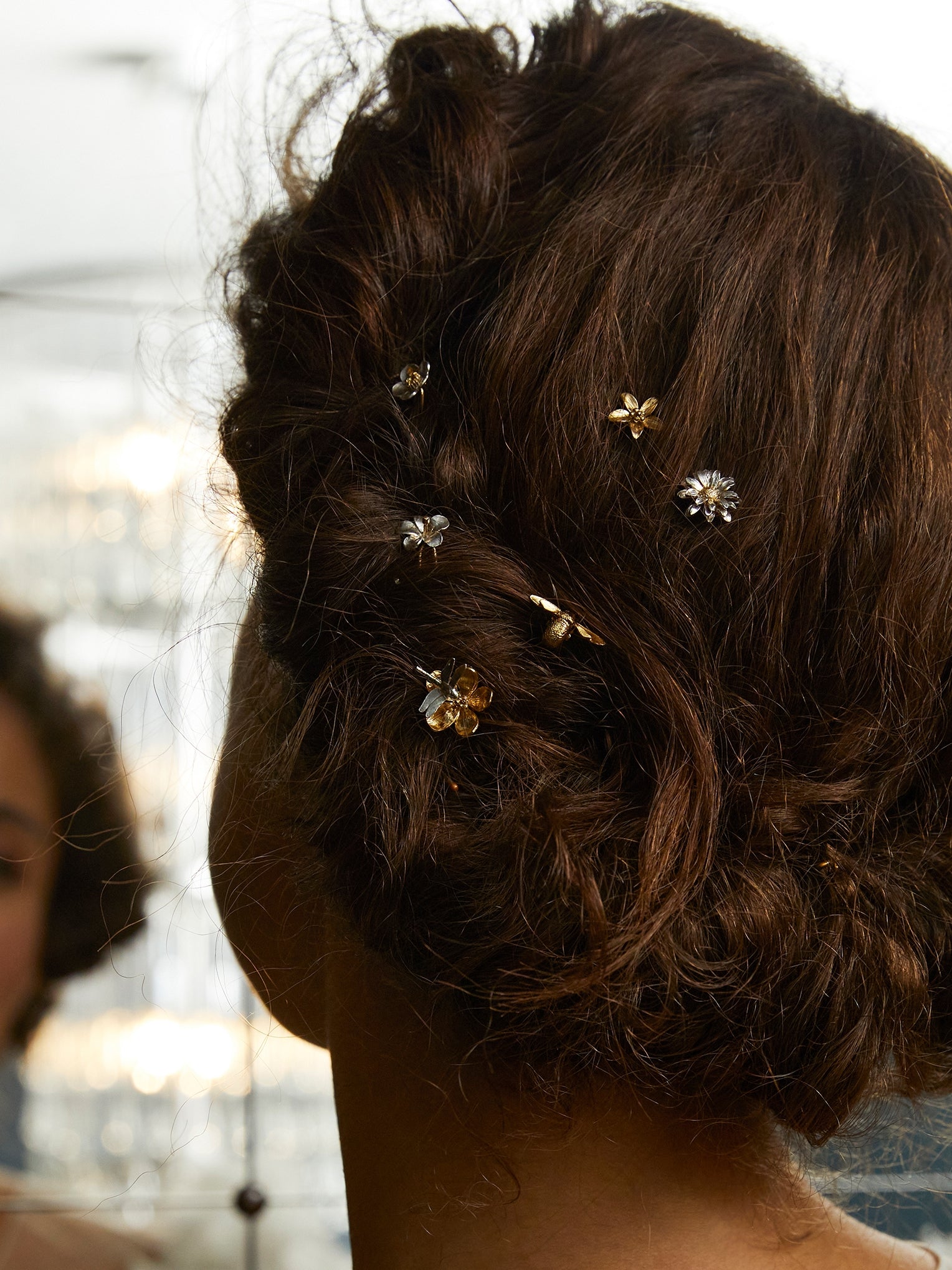 Set of 6 Mix Flower and Bee Small Hair Pins - image 2