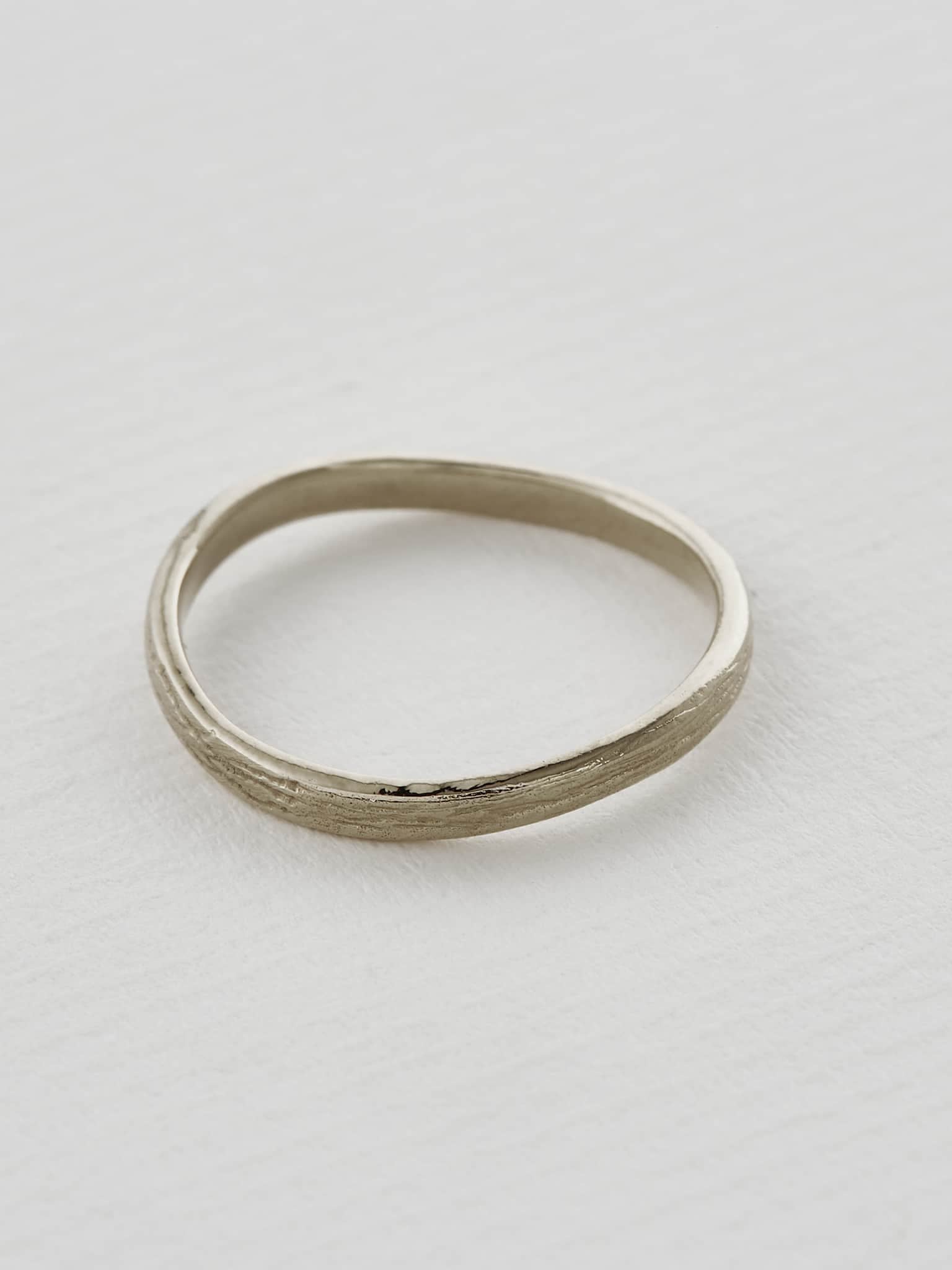 2.2 mm Heritage Band - image 5 | 18ct white gold
