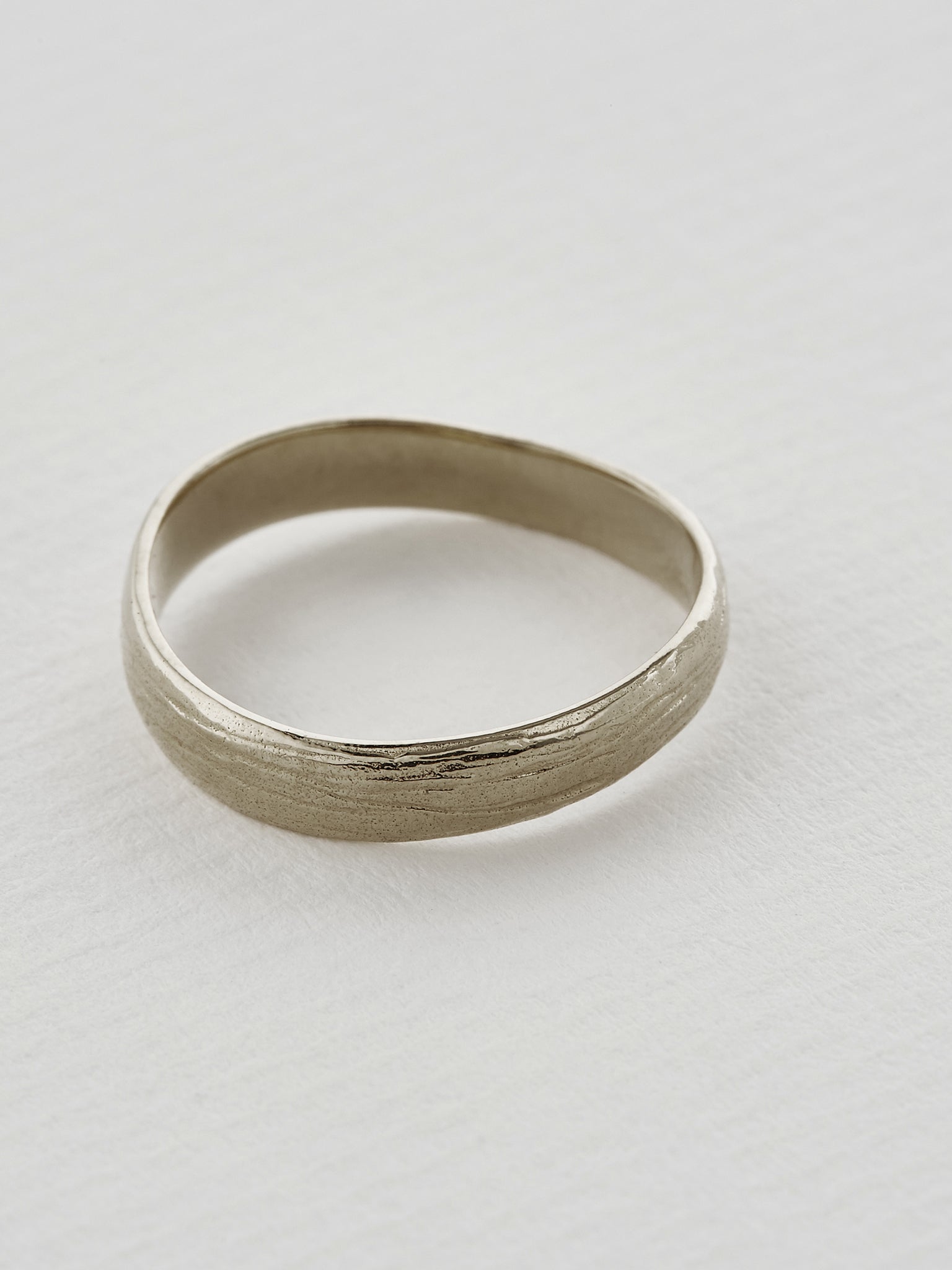 3.5 mm Heritage Band - image 4 | 18ct white gold