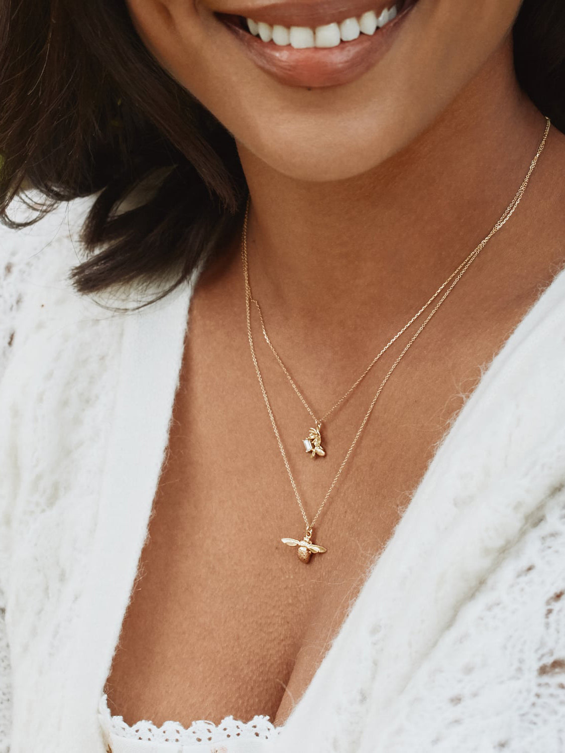 18ct Inbetweeny Bee Necklace - image 2