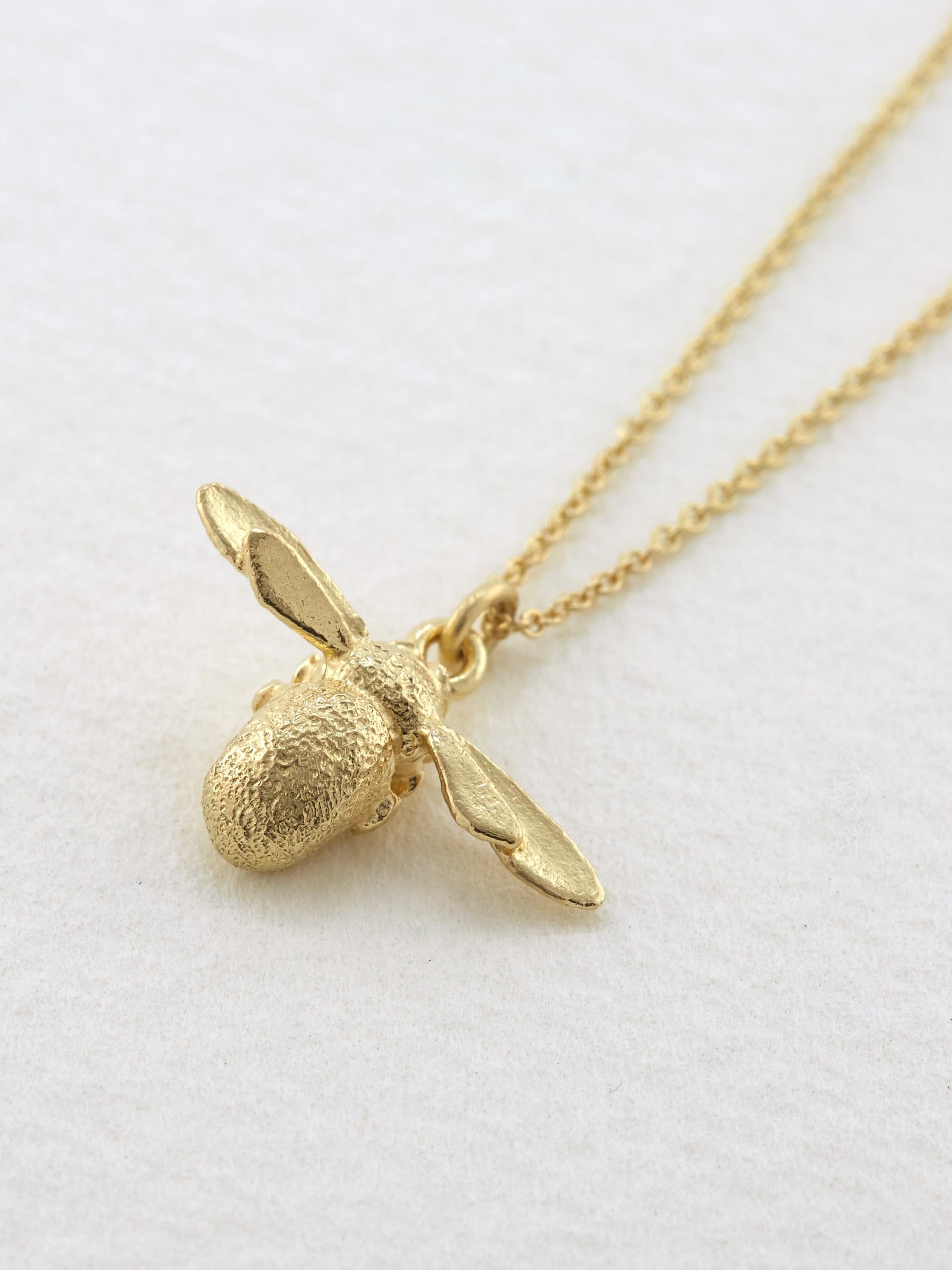 18ct Inbetweeny Bee Necklace - image 5 | 18ct yellow gold