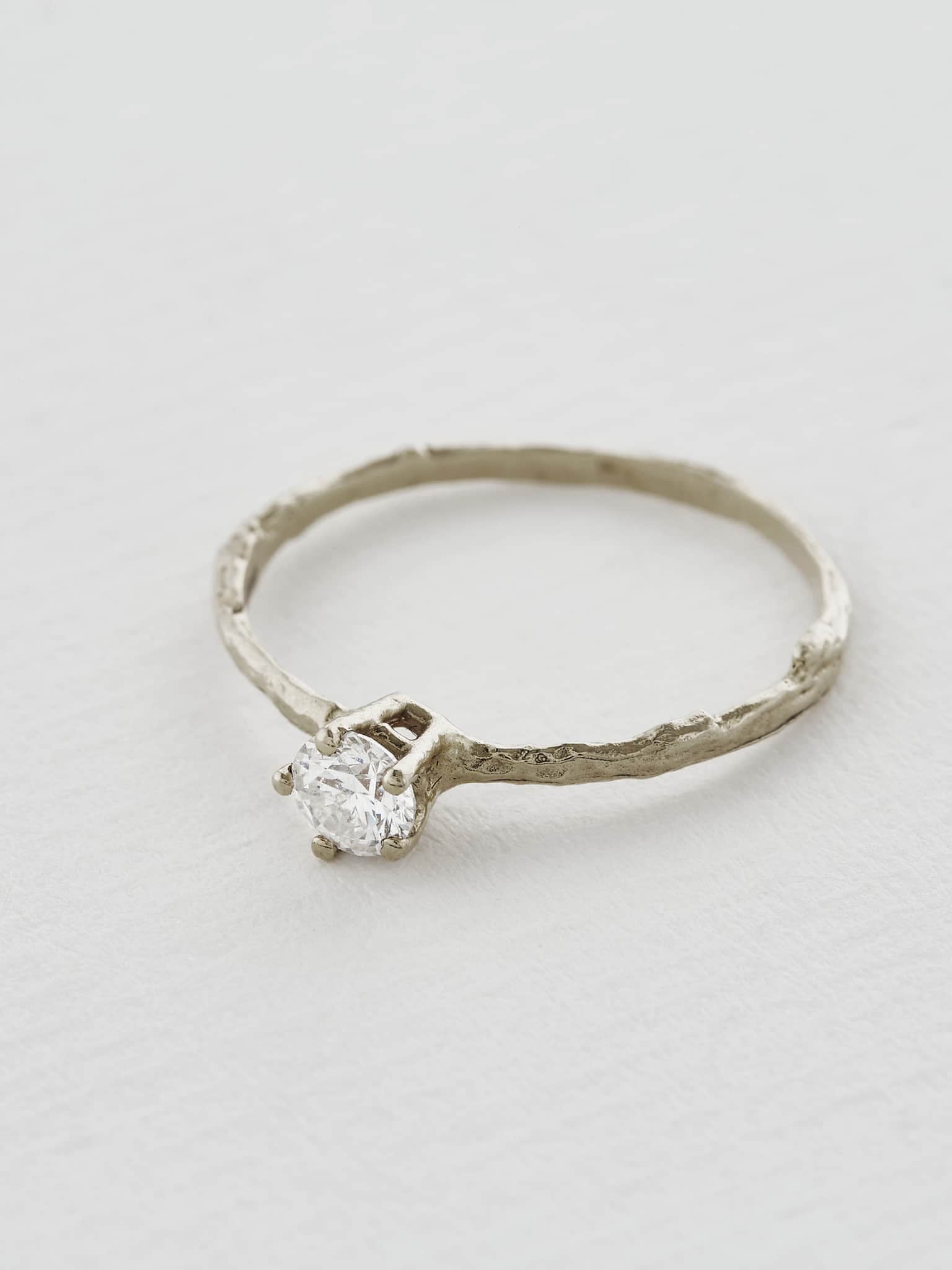 4 mm Diamond Eyebright Ring - image 6 | 18ct white gold