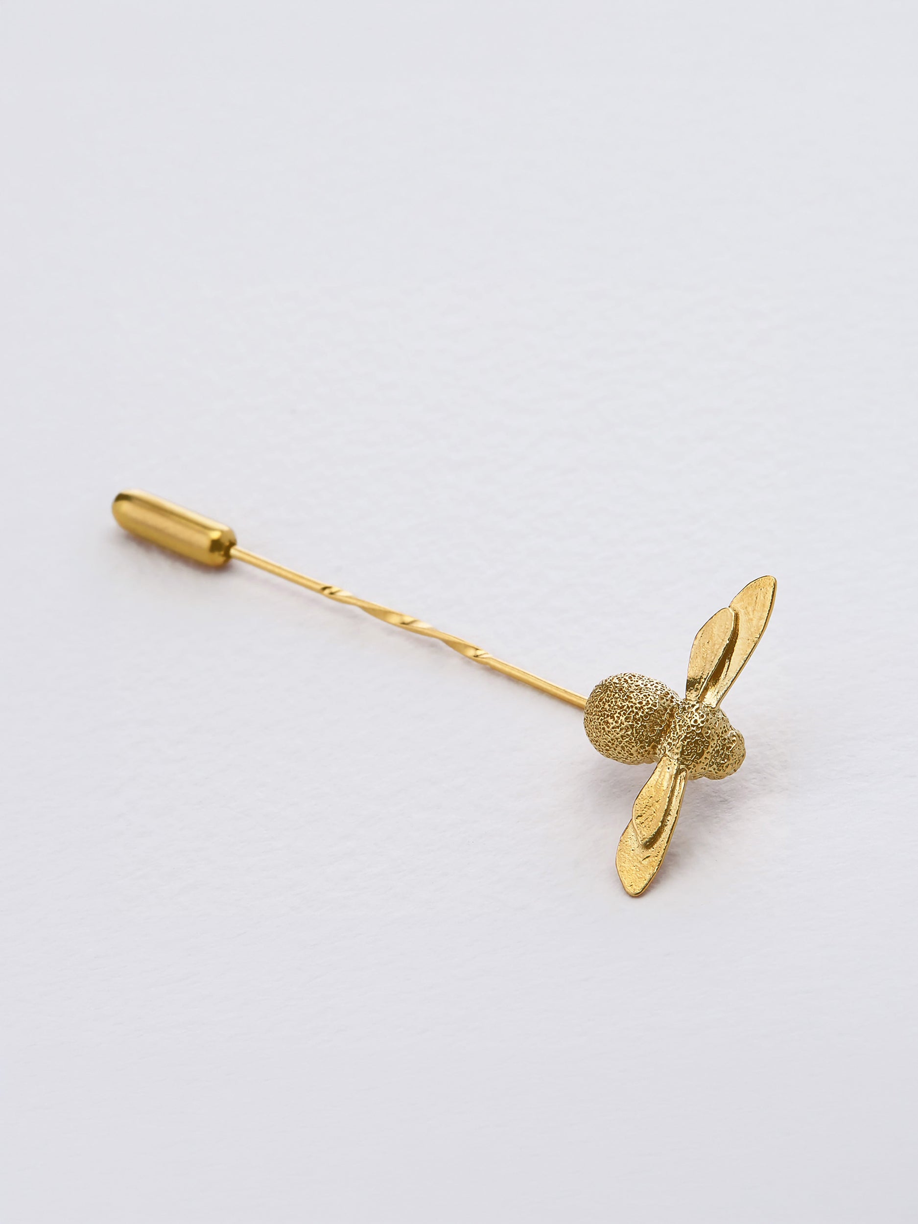 Bee Pin - image 3 | gold plate