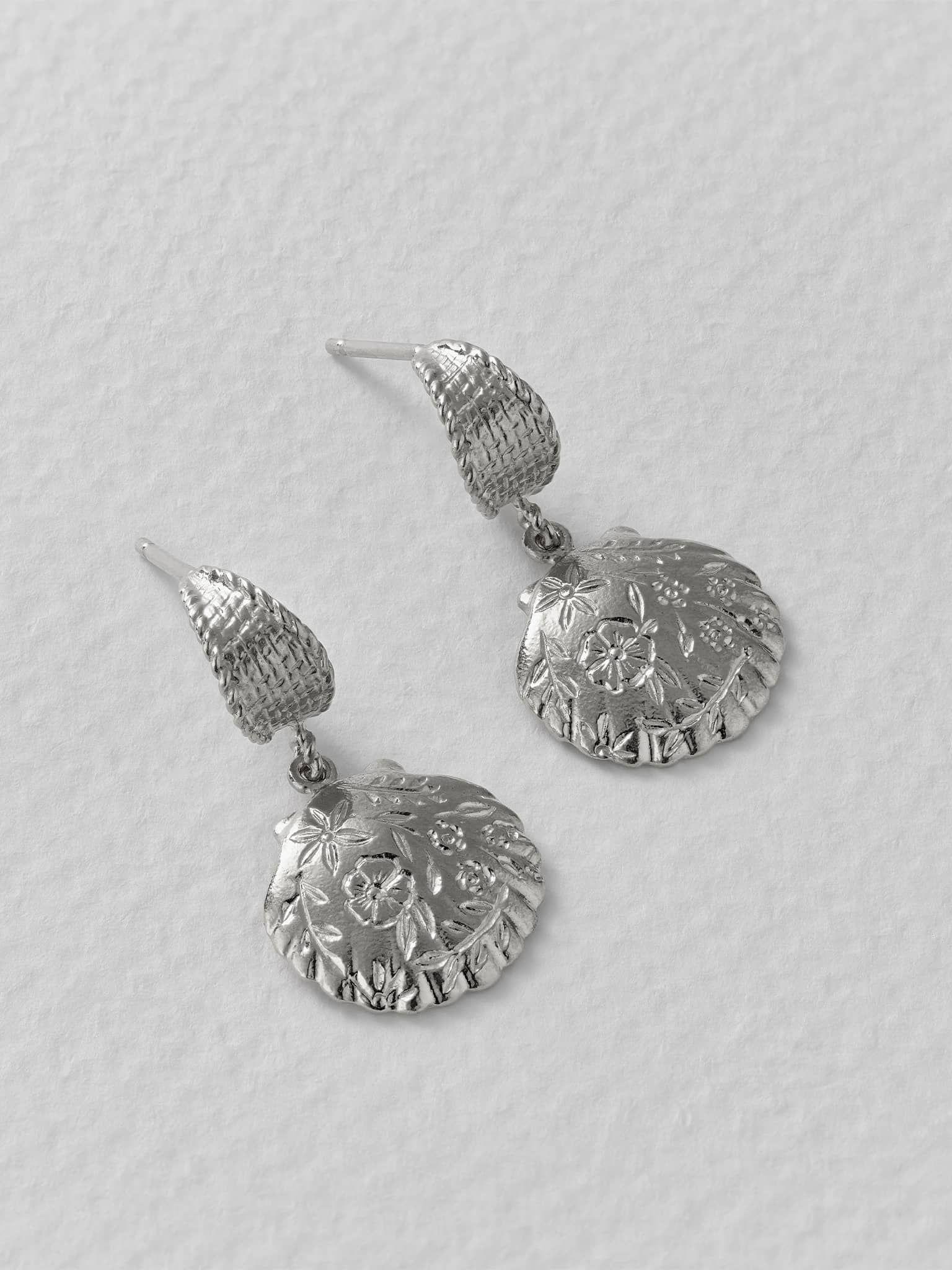 Basket Weave Huggie Hoop Earrings with Floral Engraved Scallop Shell Drops - image 8 | silver