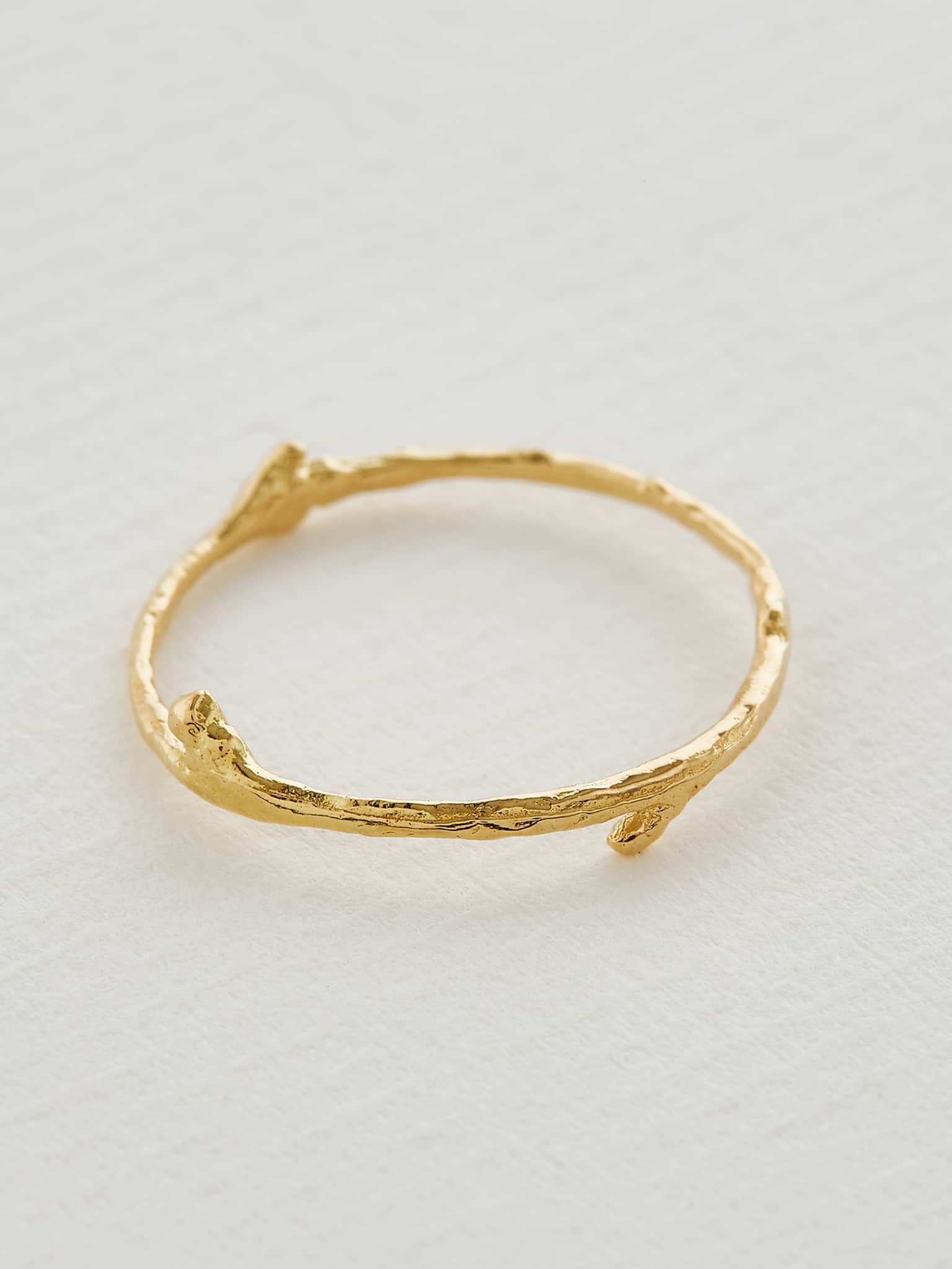 Fine Twig Ring - image 3 | 18ct yellow gold