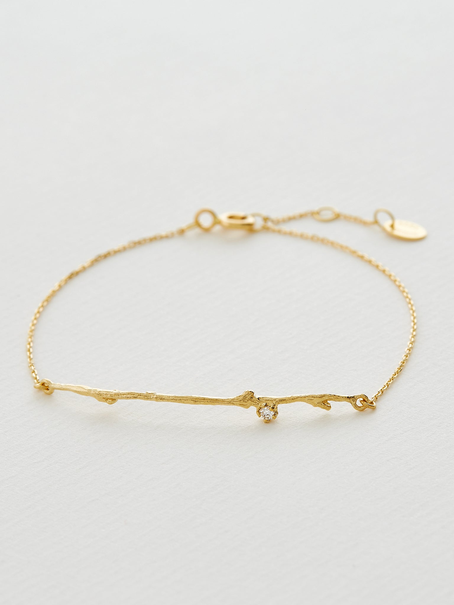 Diamond Willow Bracelet - image 3 | 18ct yellow gold