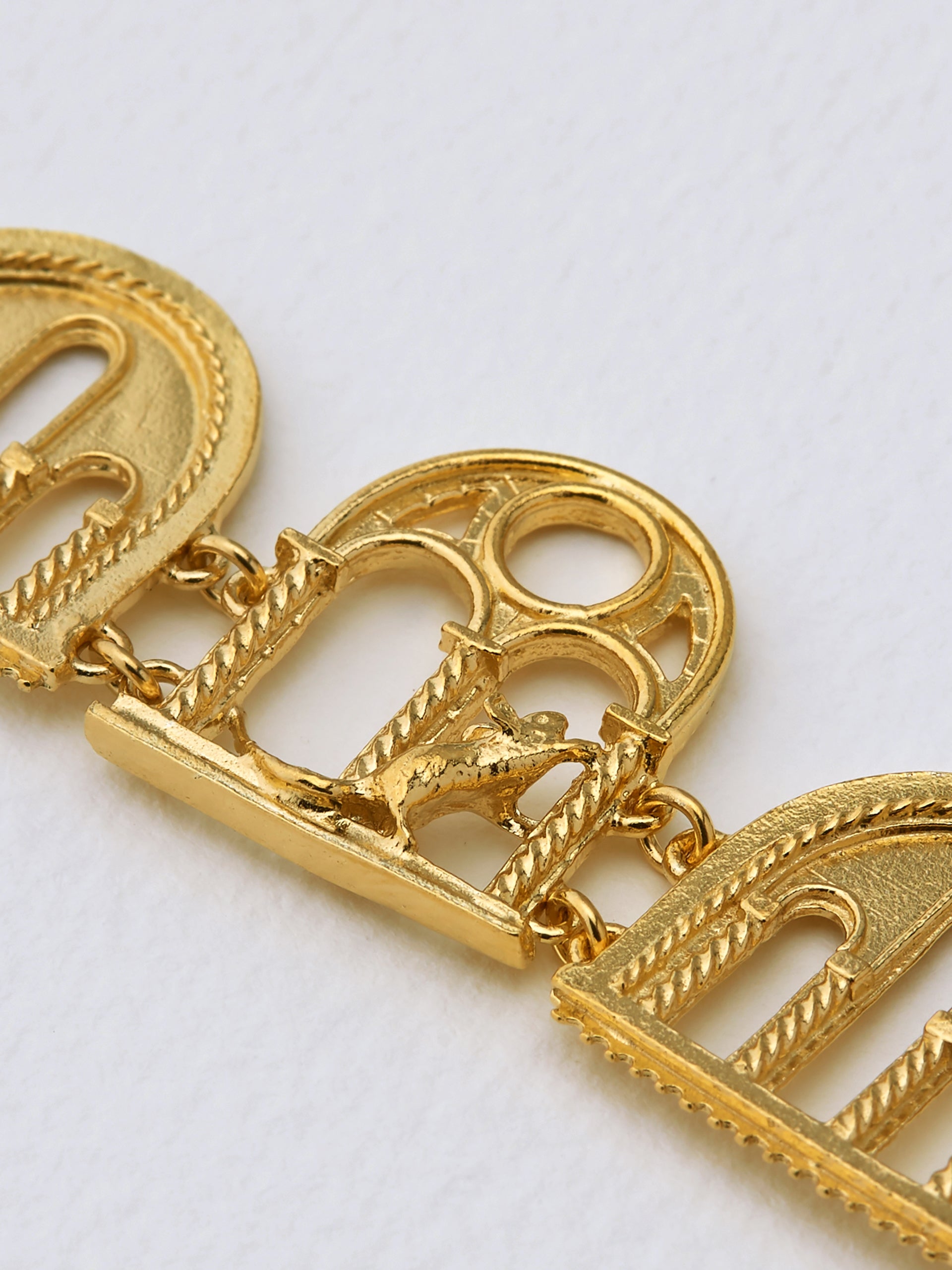 Discovery Window Bracelet - image 3 | gold plate