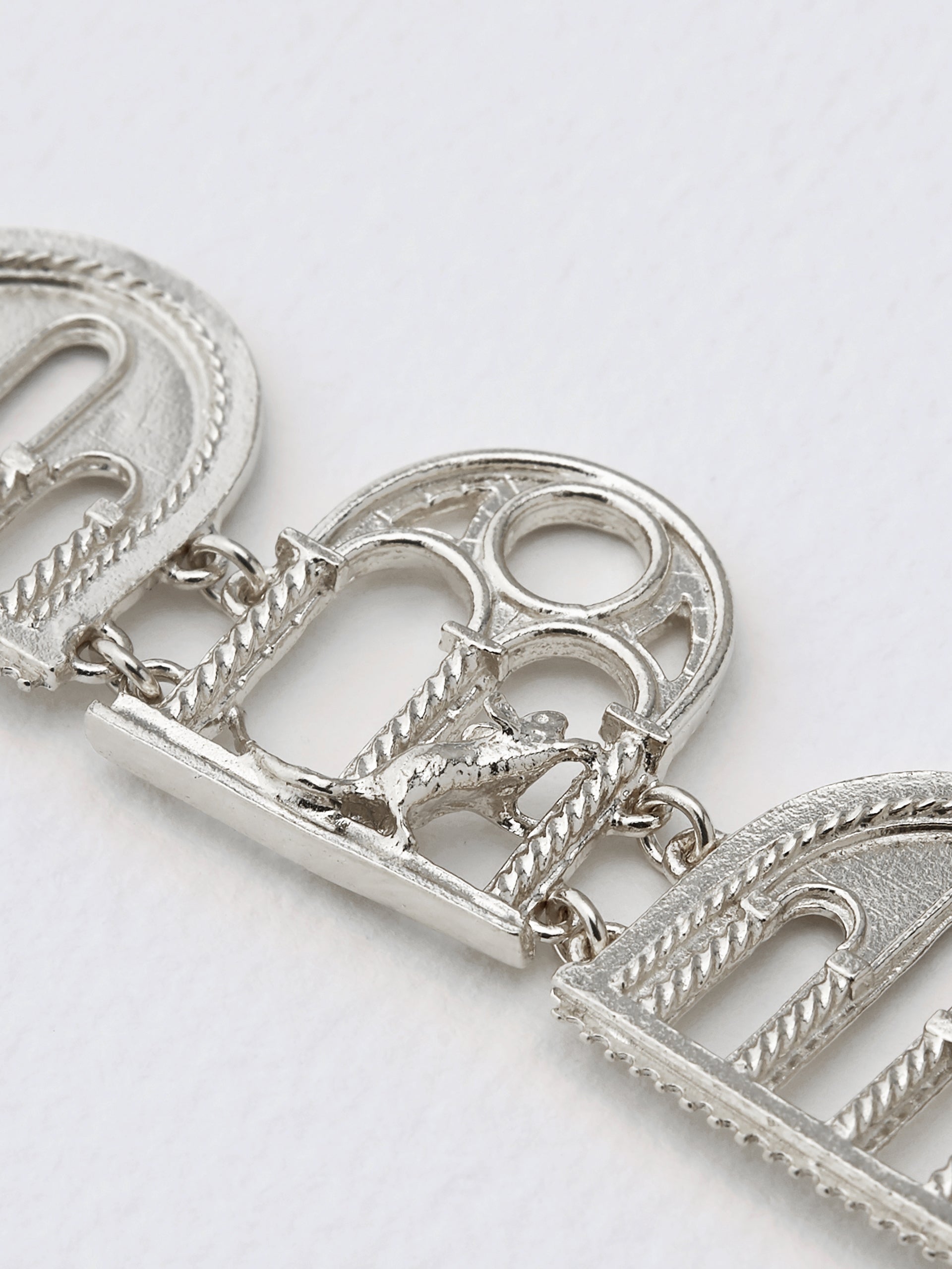 Discovery Window Bracelet - image 6 | silver
