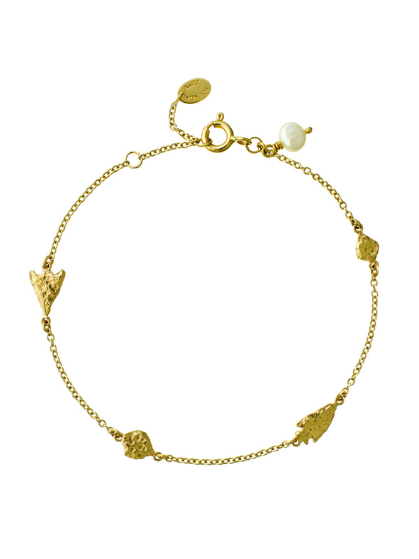 Inline Flint Arrowhead Bracelet with Freshwater Pearl Detail