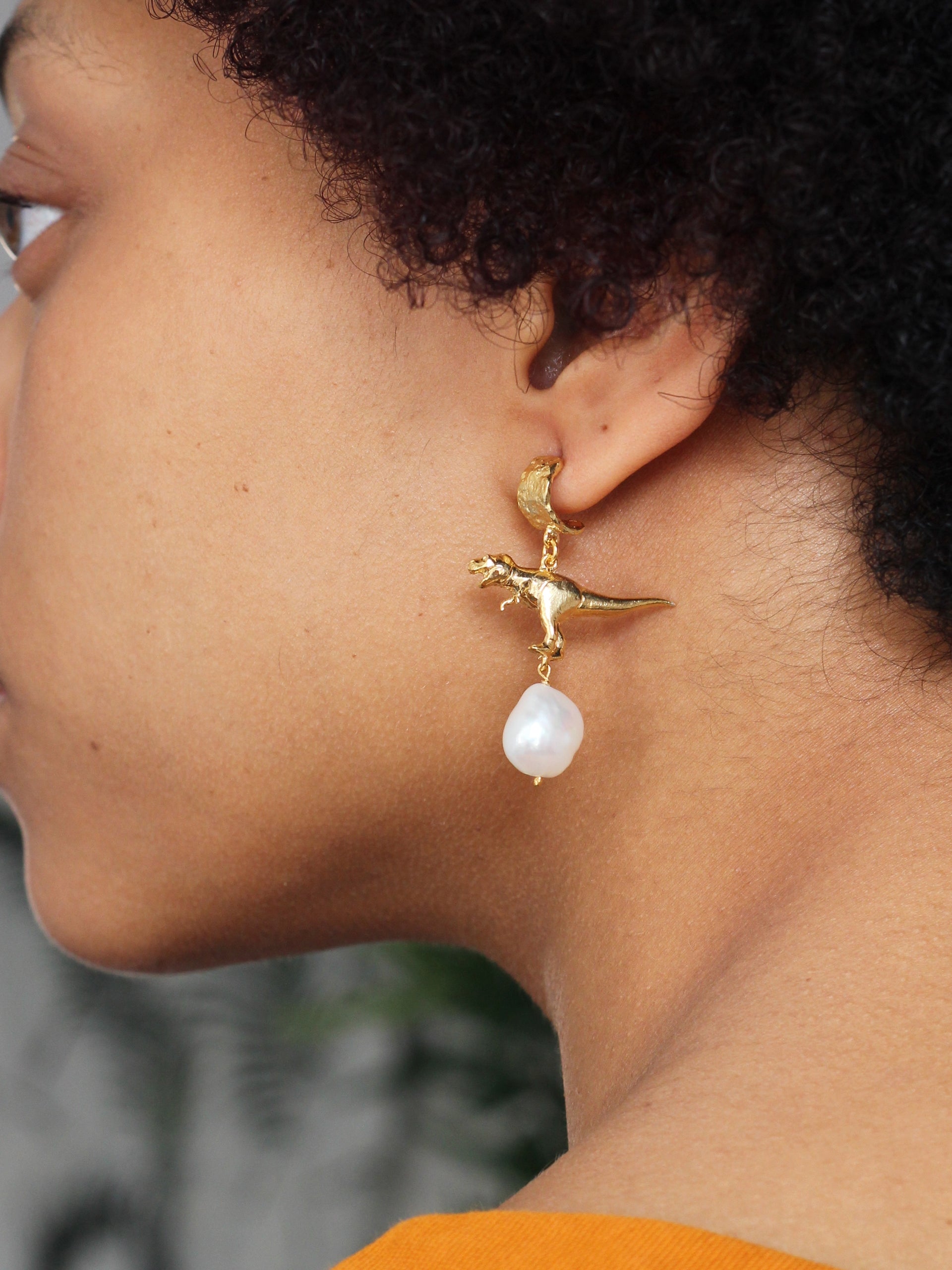 Tyrannosaurus Rex and Baroque Pearl Drop Earrings - image 2