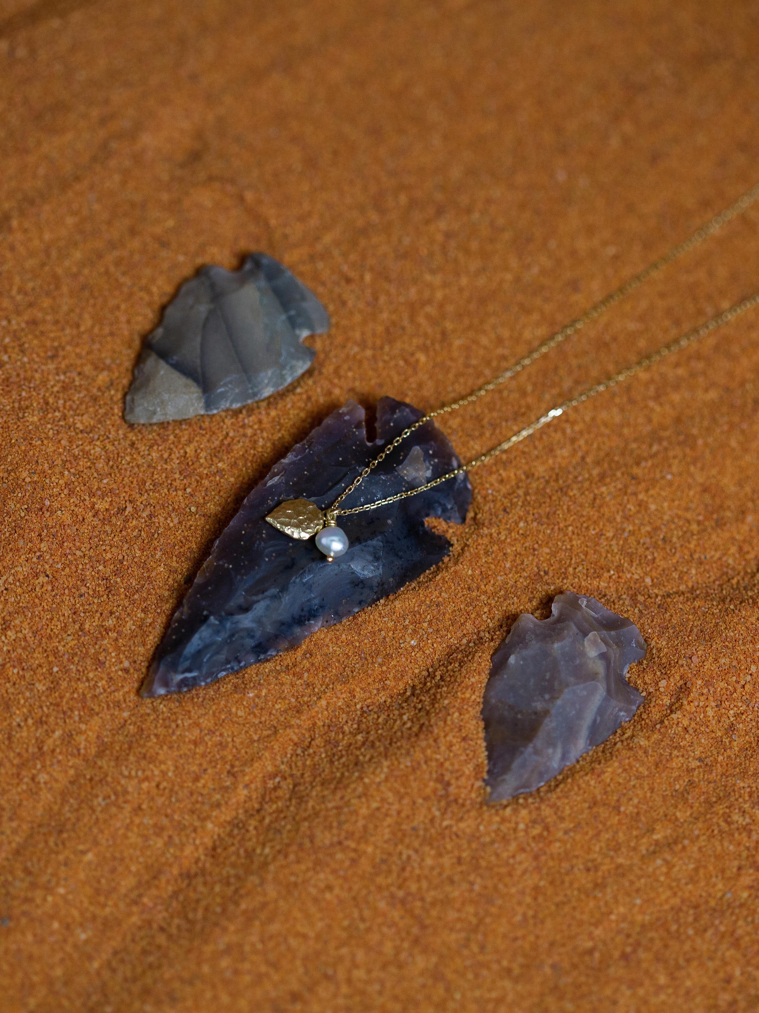 Flint Arrowhead and Freshwater Pearl Necklace - image 3