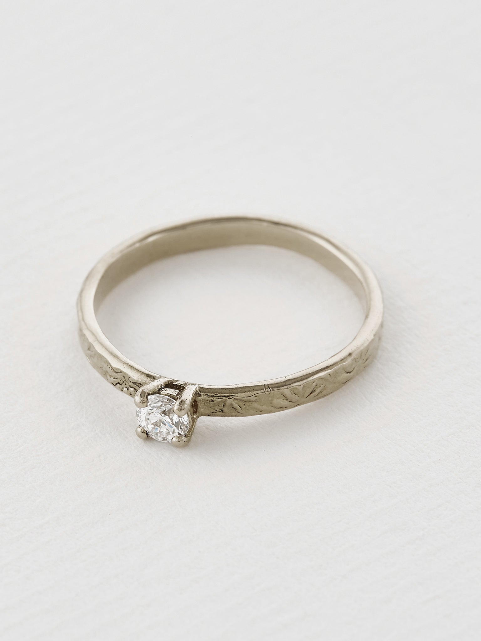 Horsetail Fossil Ring with Diamond - image 6 | 18ct white gold