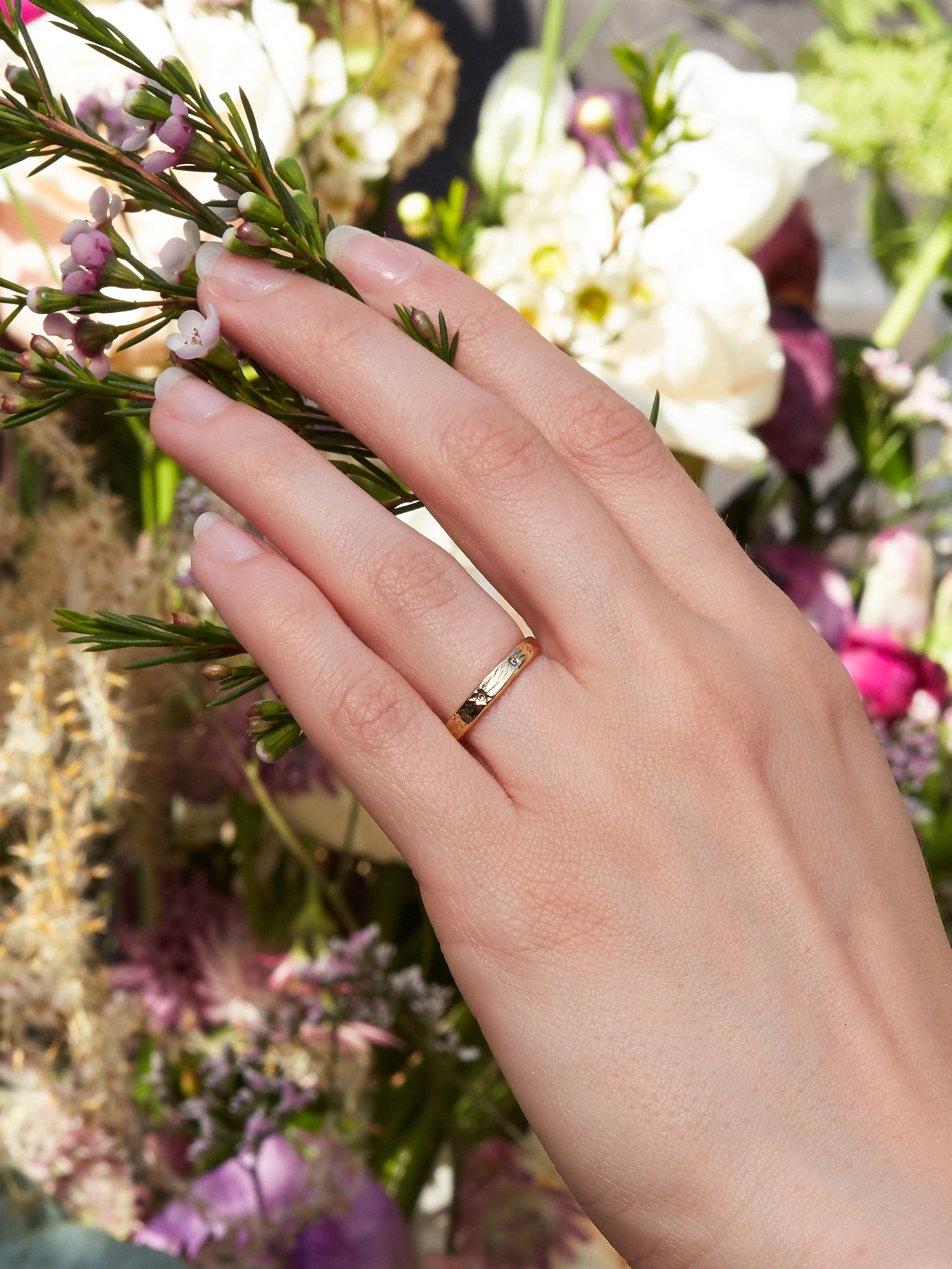 Horsetail Fossil Ring with 7 Diamonds - image 2