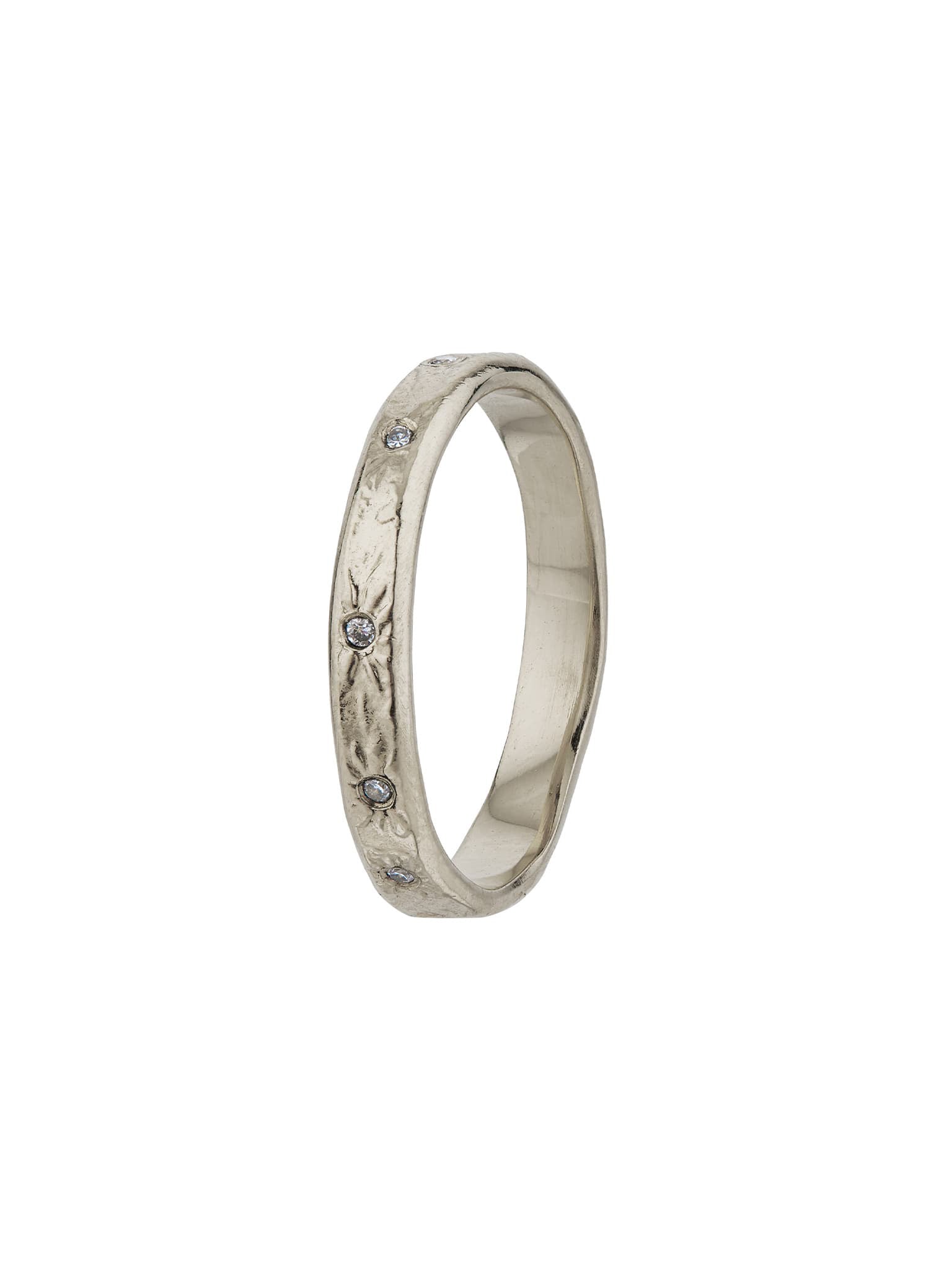 Horsetail Fossil Ring with 7 Diamonds - image 9 | platinum